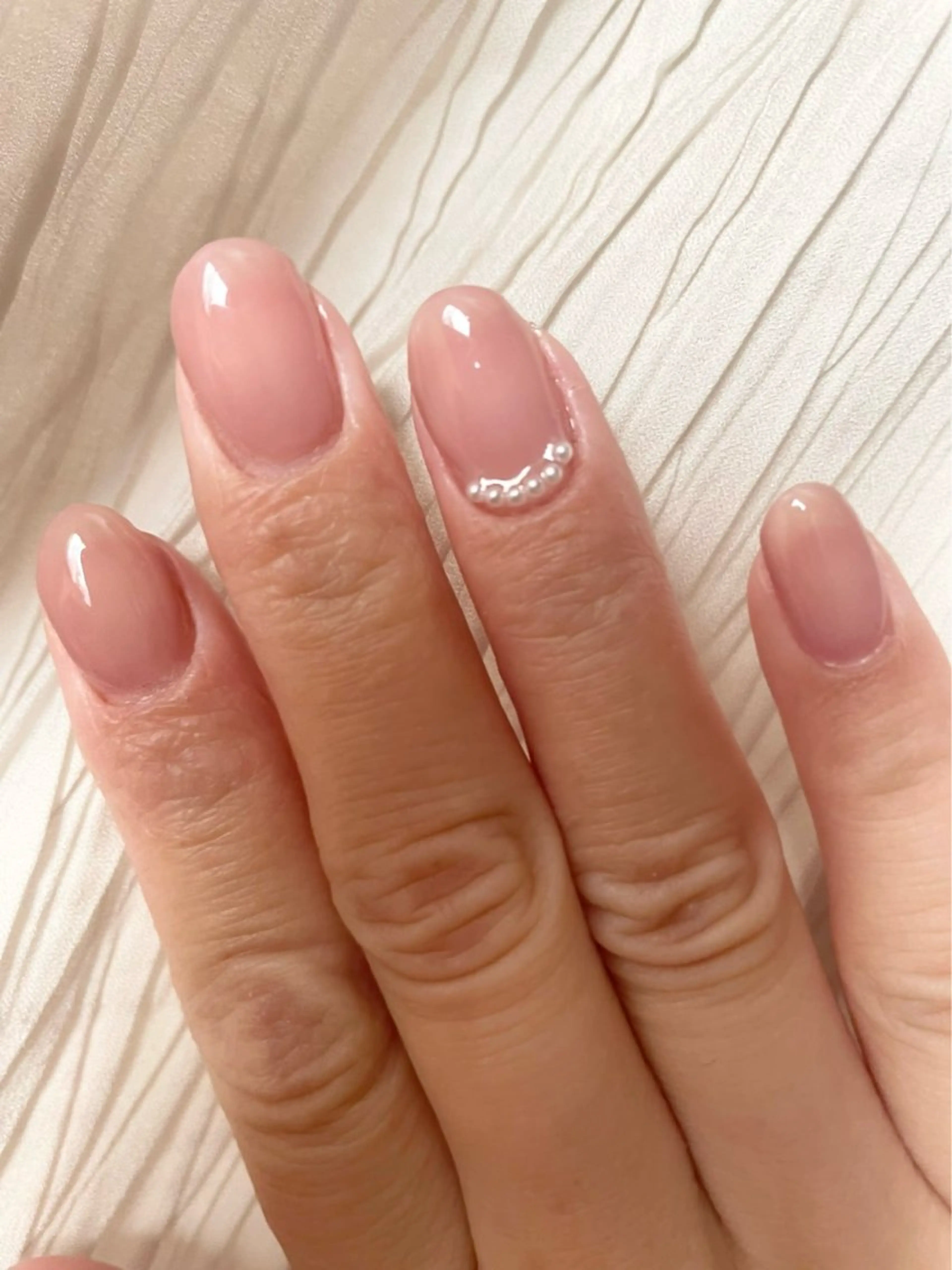 ネイル ピンク ピンクベージュ シンプルネイル 牧野 真都華のネイルデザイン