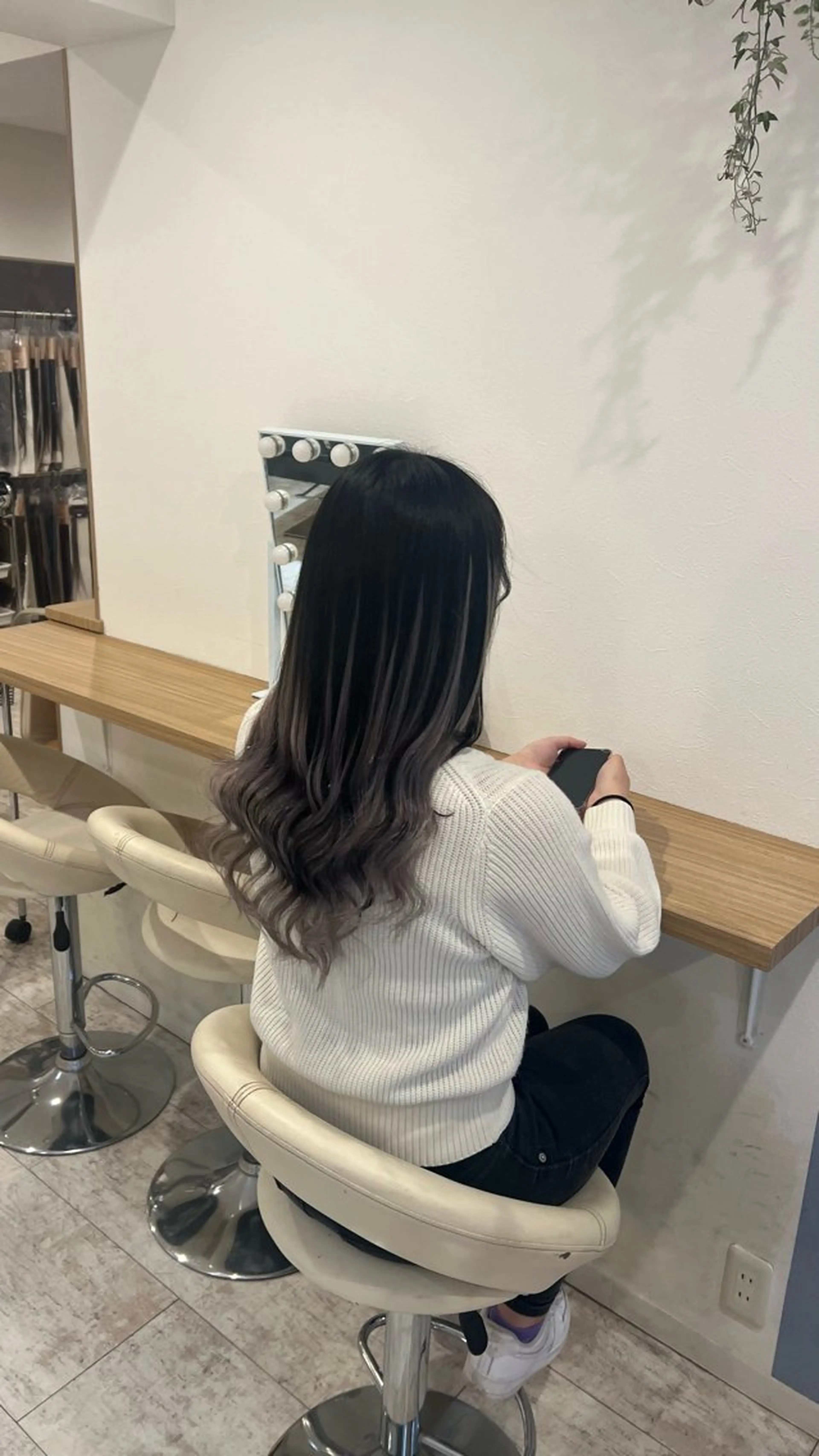 ロング エクステ 髪質改善 カット ヘアカラー トリートメント エクステ マテリアル 中央駅店のヘアスタイル