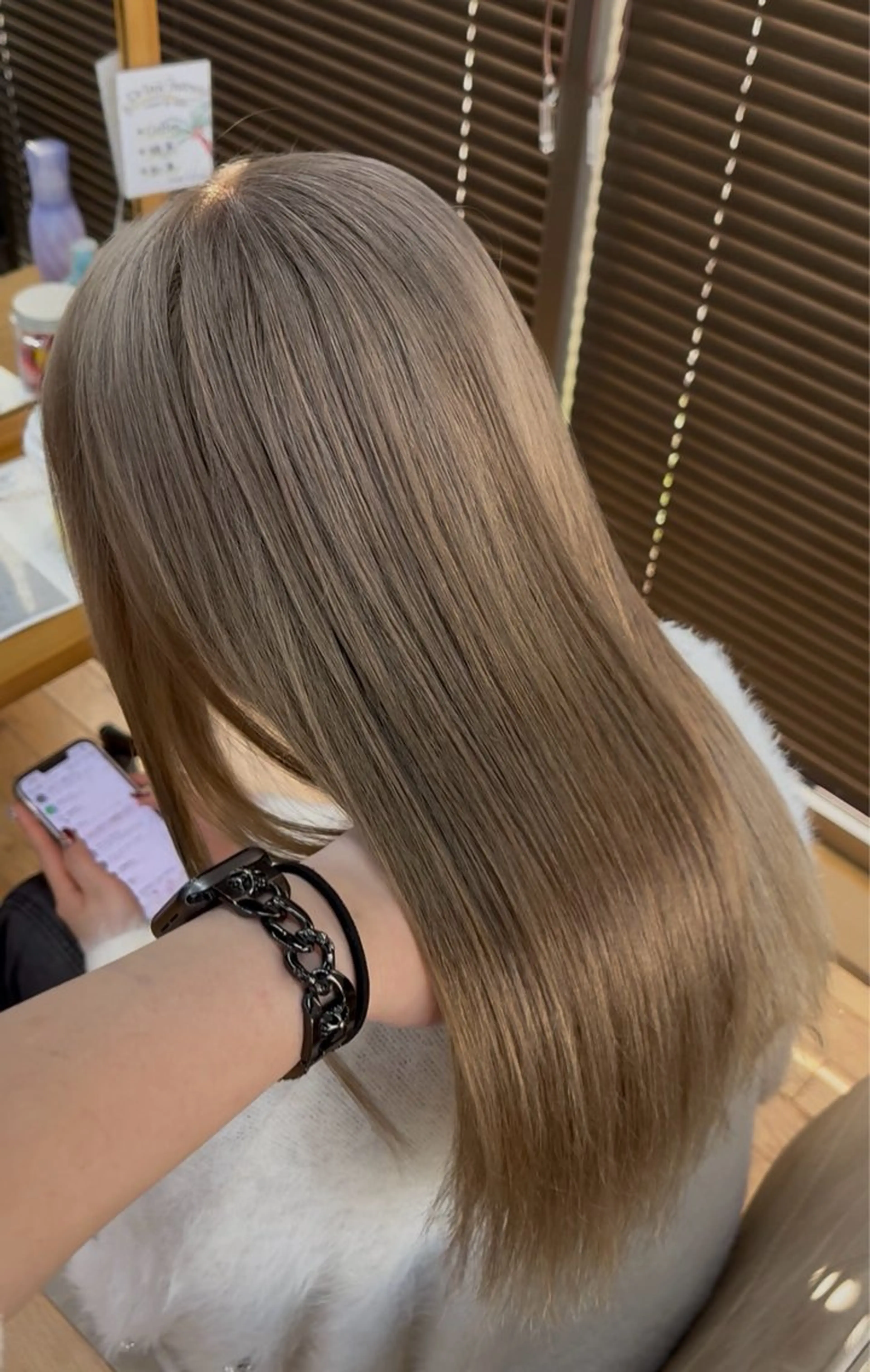 ロング カラー ハイトーン、カラー 特化⟡.·すわ☁️のヘアスタイル