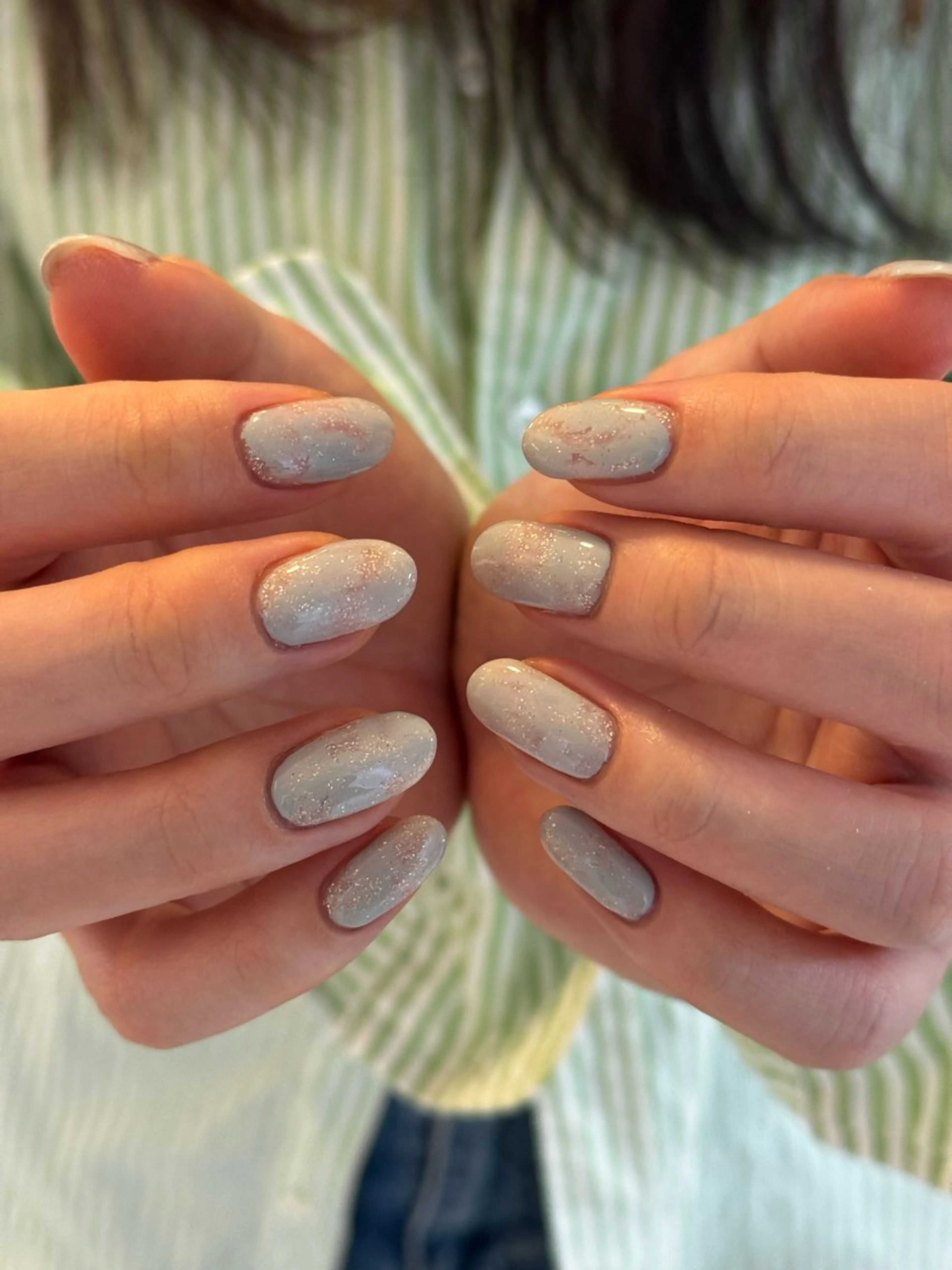 ネイル ブルー ラメ(グリッター) ホワイト ハンドネイル soan 神楽坂店 mayuのネイルデザイン