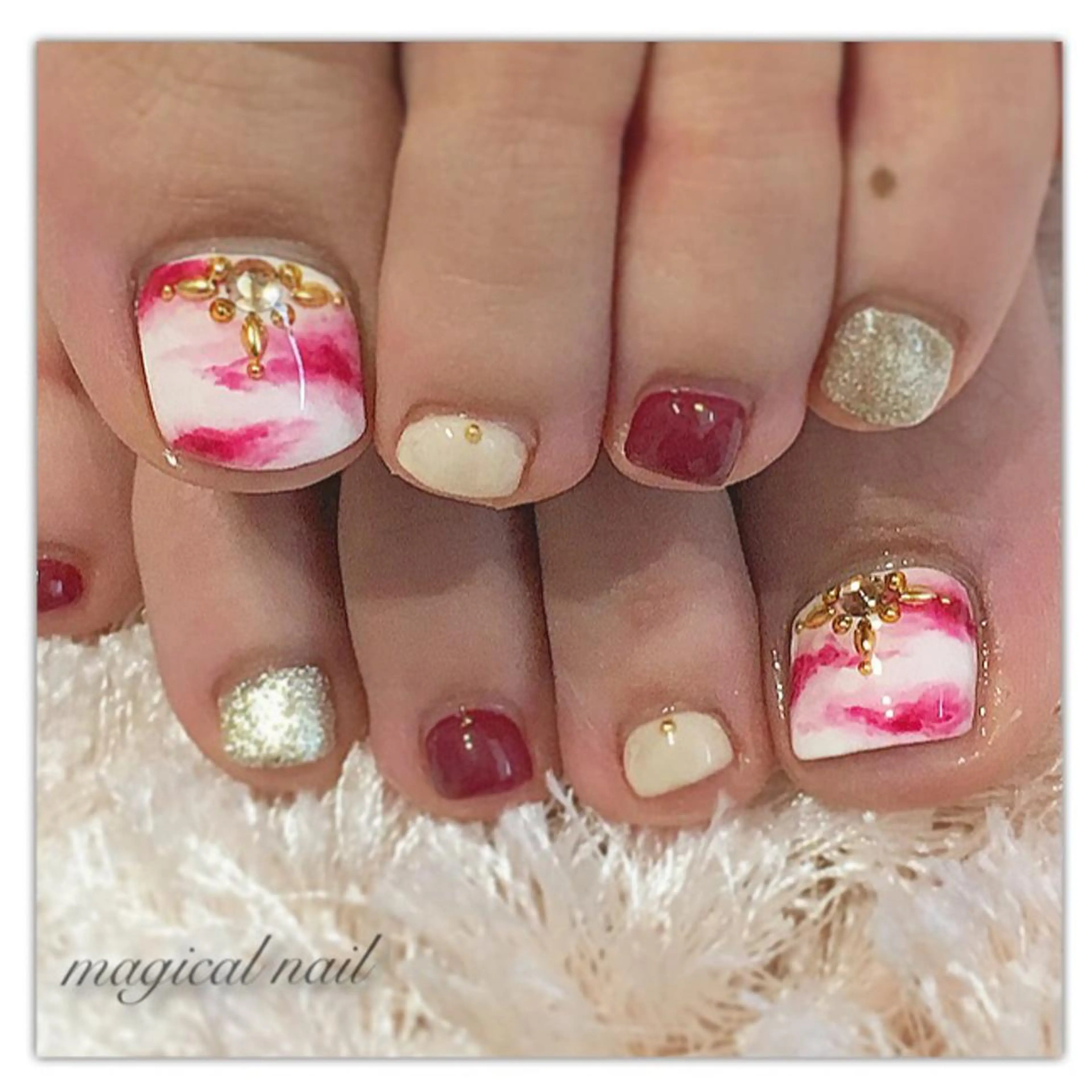 ネイル フットネイル シンプルネイル magical nailのネイルデザイン