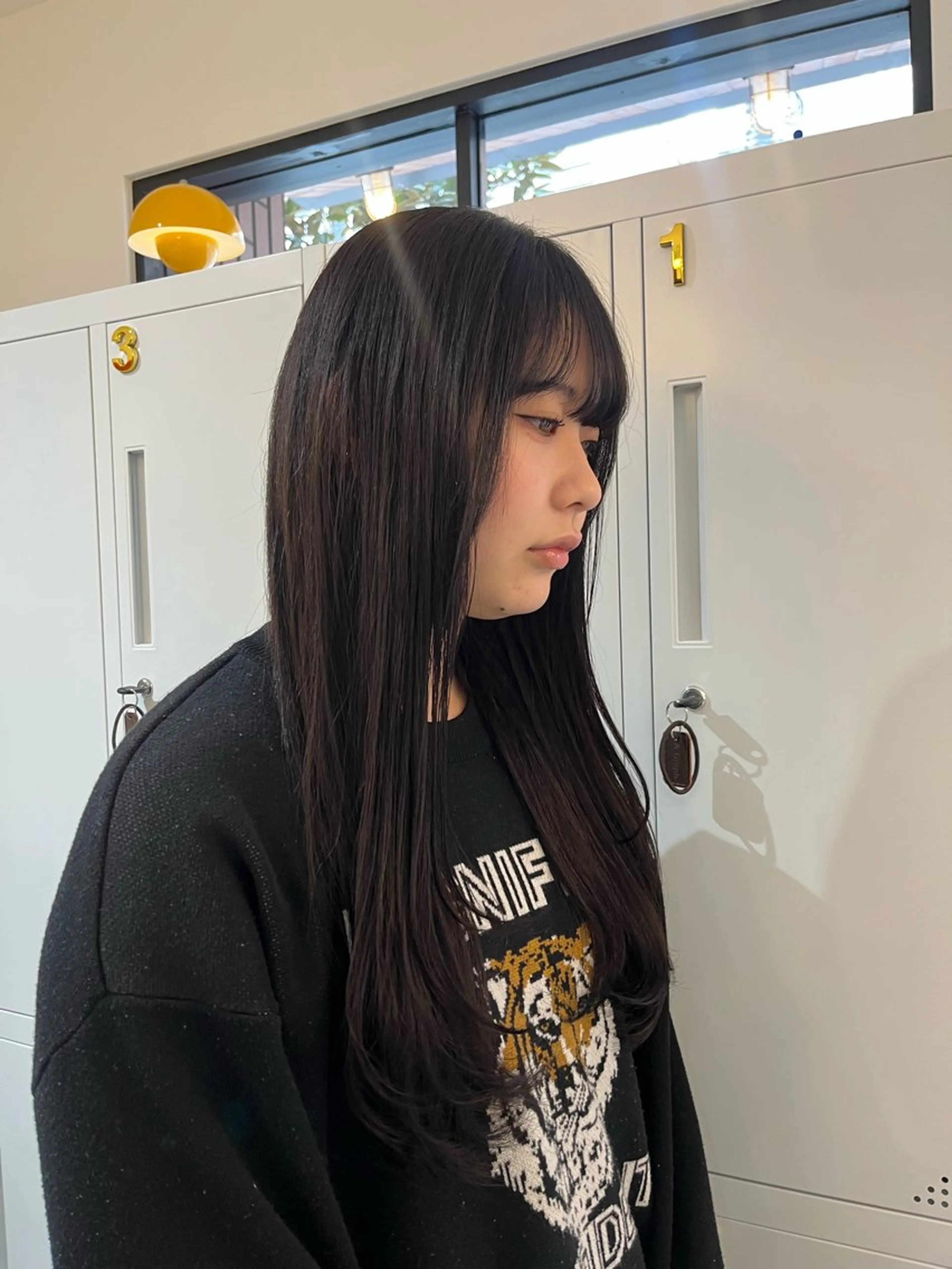 ロング カラー ヘアカラー トリートメント 原口 桃歌のヘアスタイル