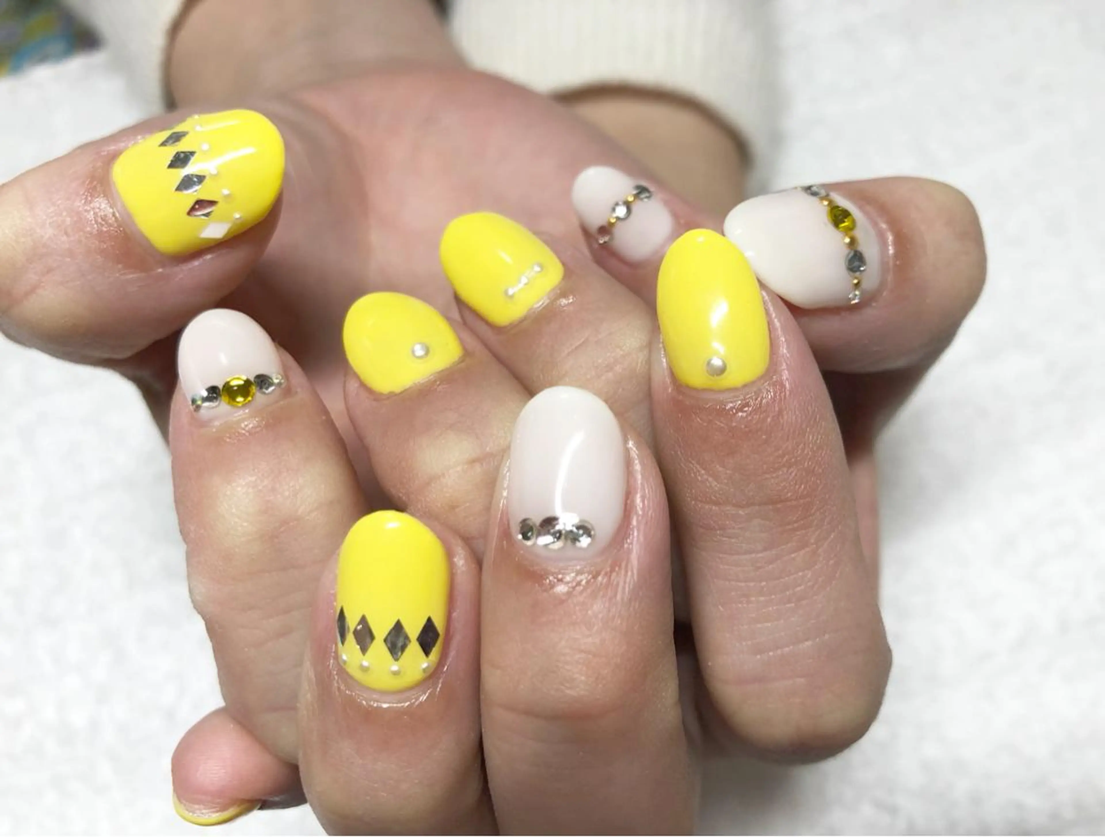 ネイル Emanail 枚方 yoshimiのネイルデザイン