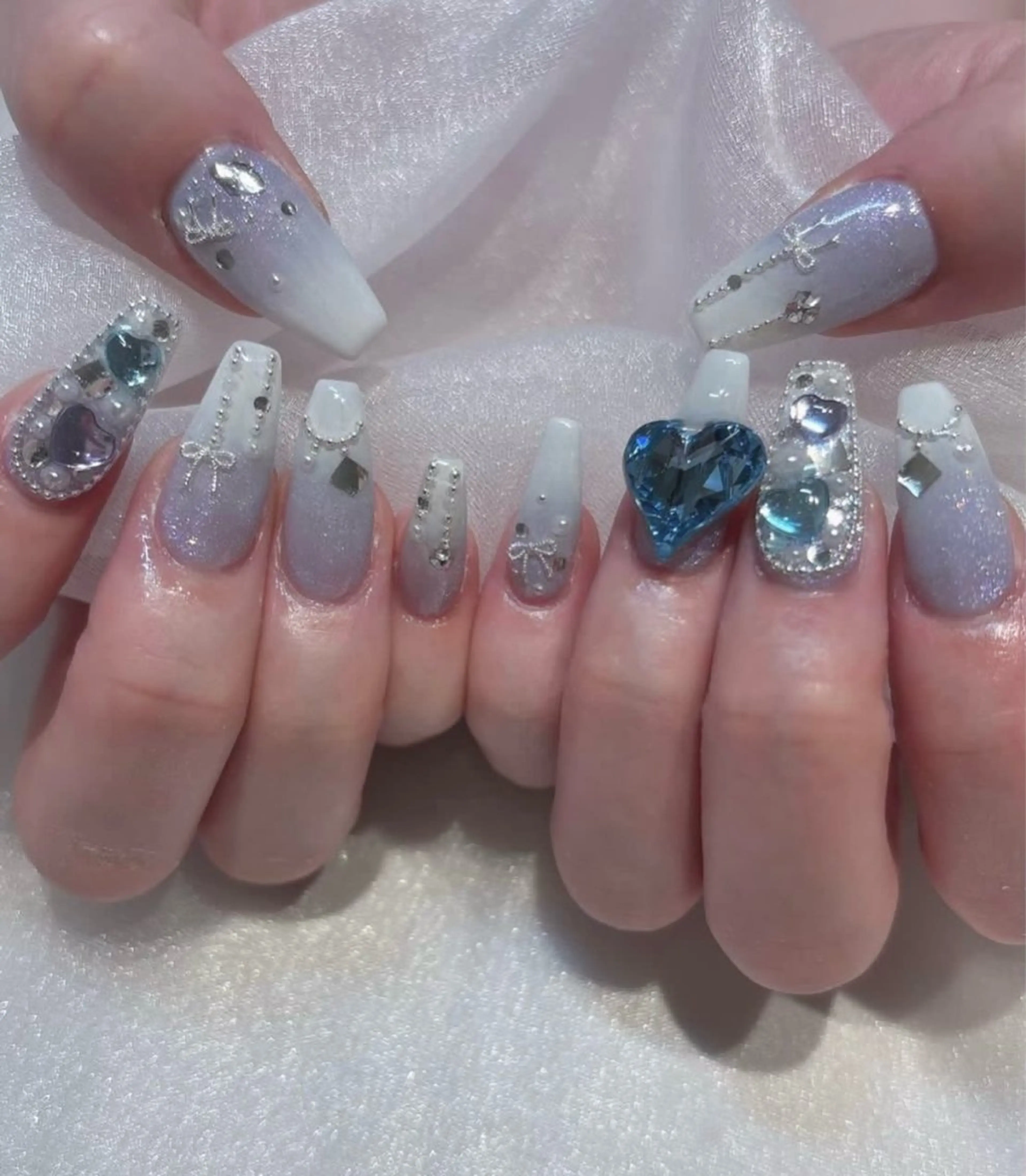 ネイル ハンドネイル NiJi Nailsのネイルデザイン