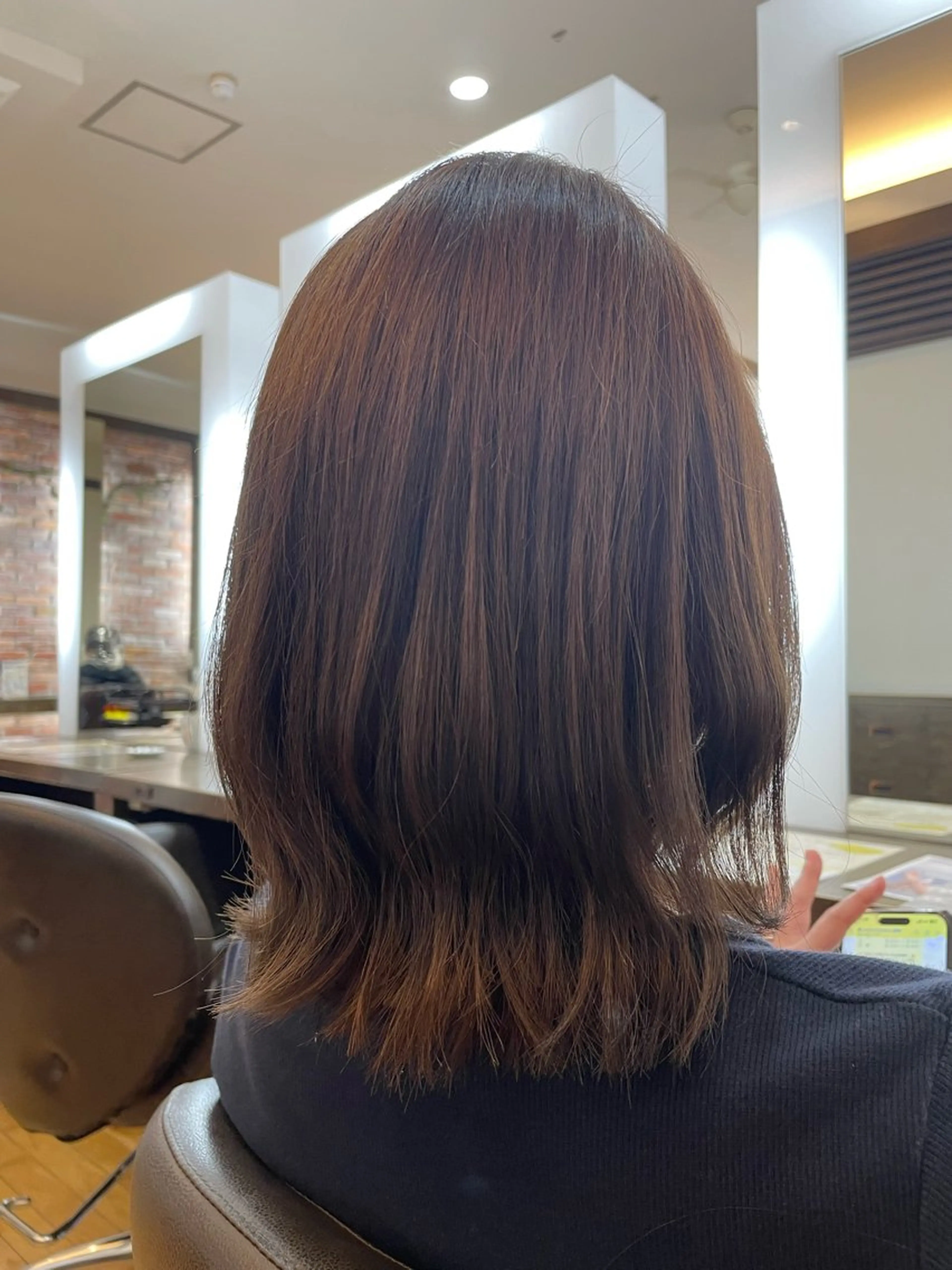 ミディアム カラー 濱口 由華のヘアスタイル