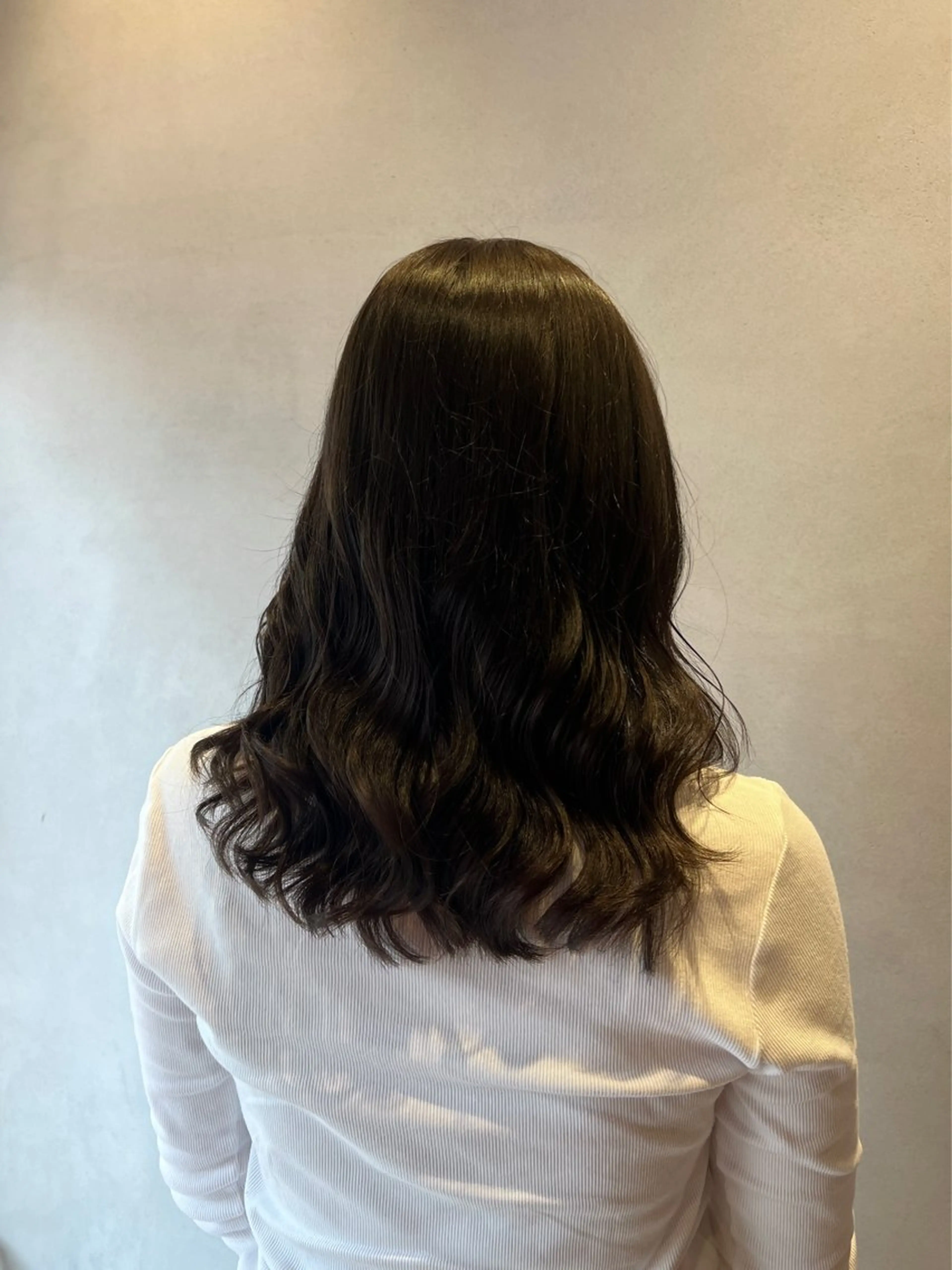 ミディアム 韓国風ヘア 小山 優香のヘアスタイル