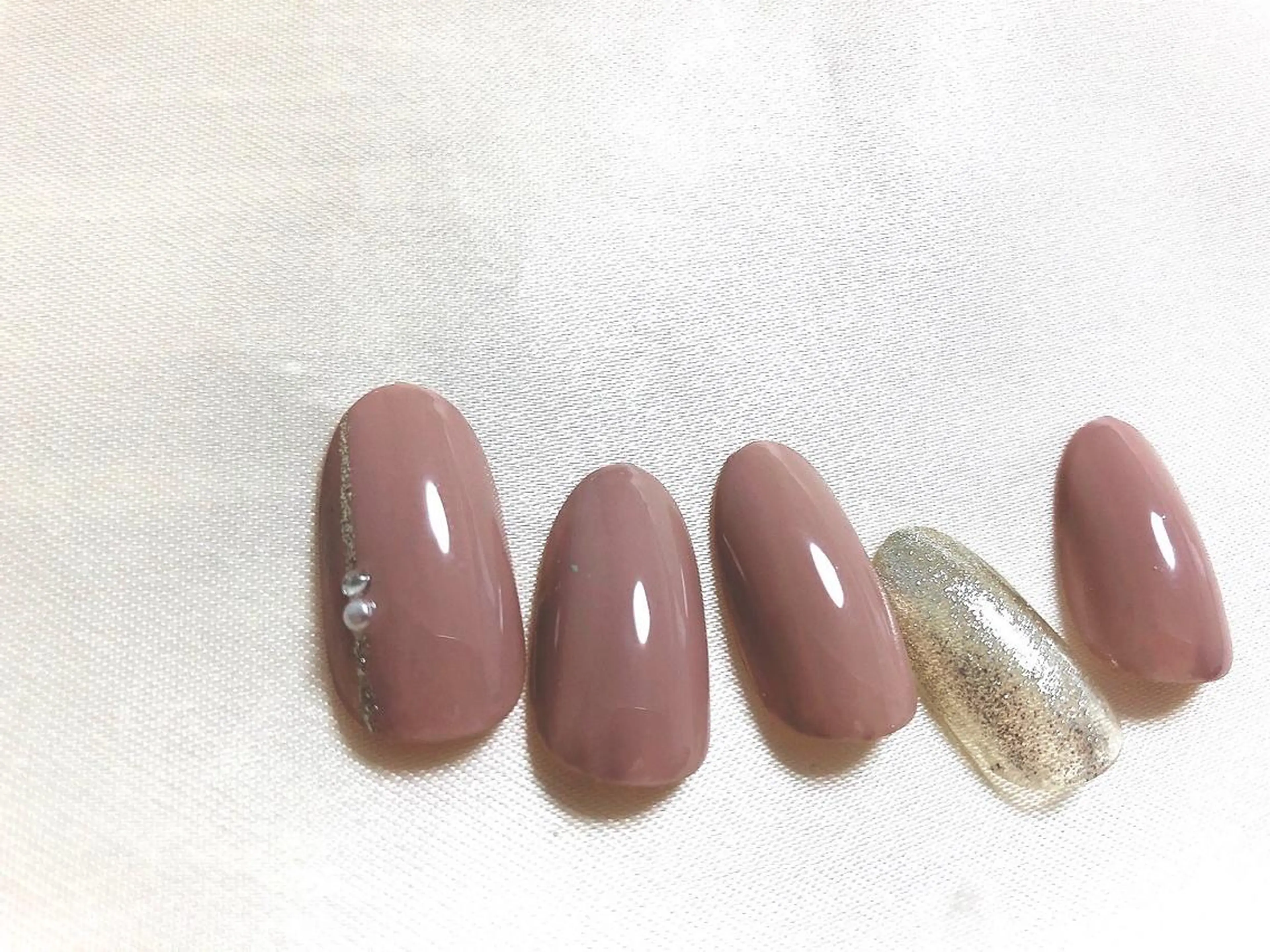 ネイル オフィスネイル シンプルネイル mogunail &blowのネイルデザイン