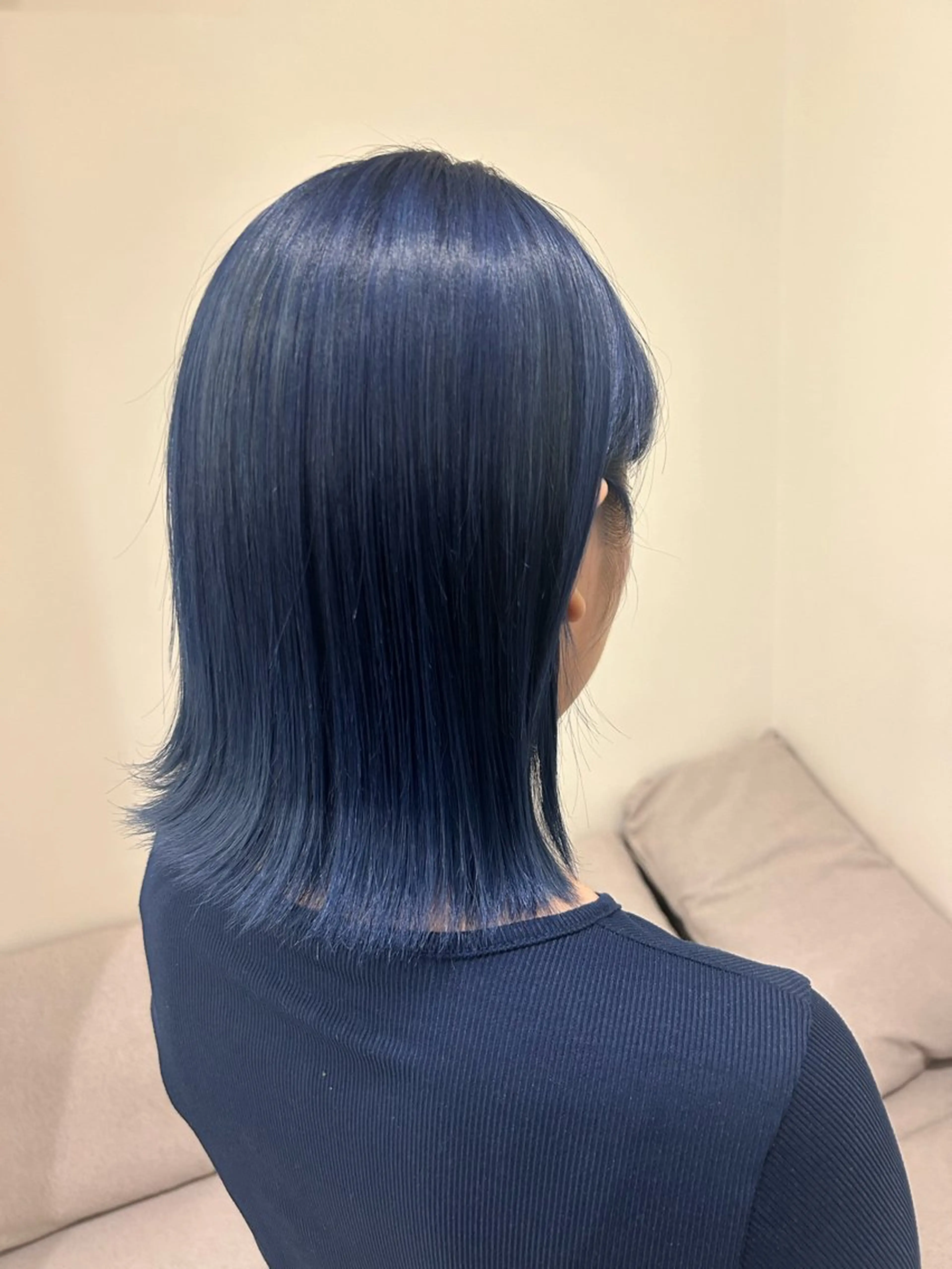 セミロング カラー 💛🤍U too e’s 鎌倉🧸のヘアスタイル