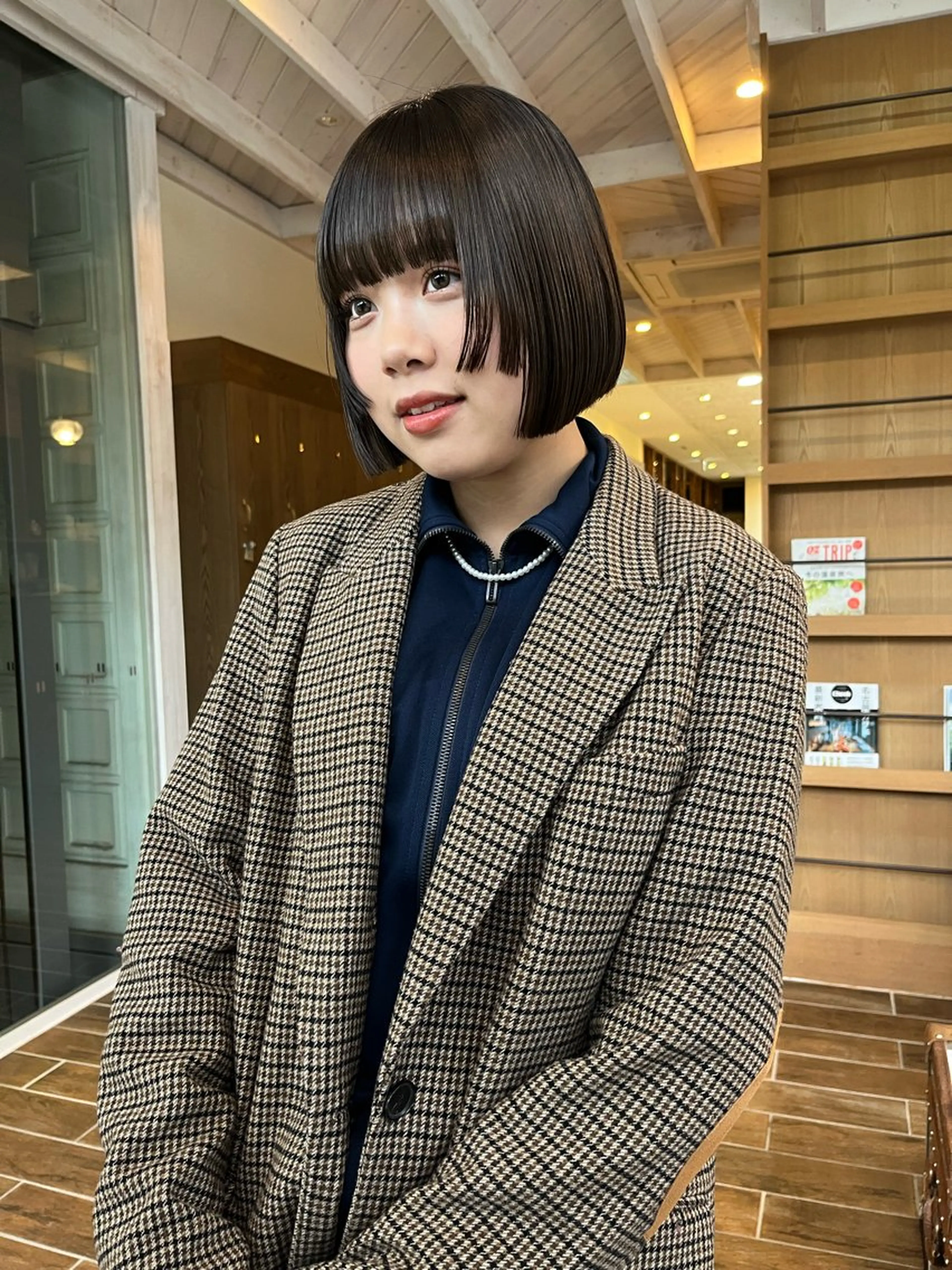 ミディアム 顔周りカット 酸性ストレート/ 暖色カラー/ココネのヘアスタイル