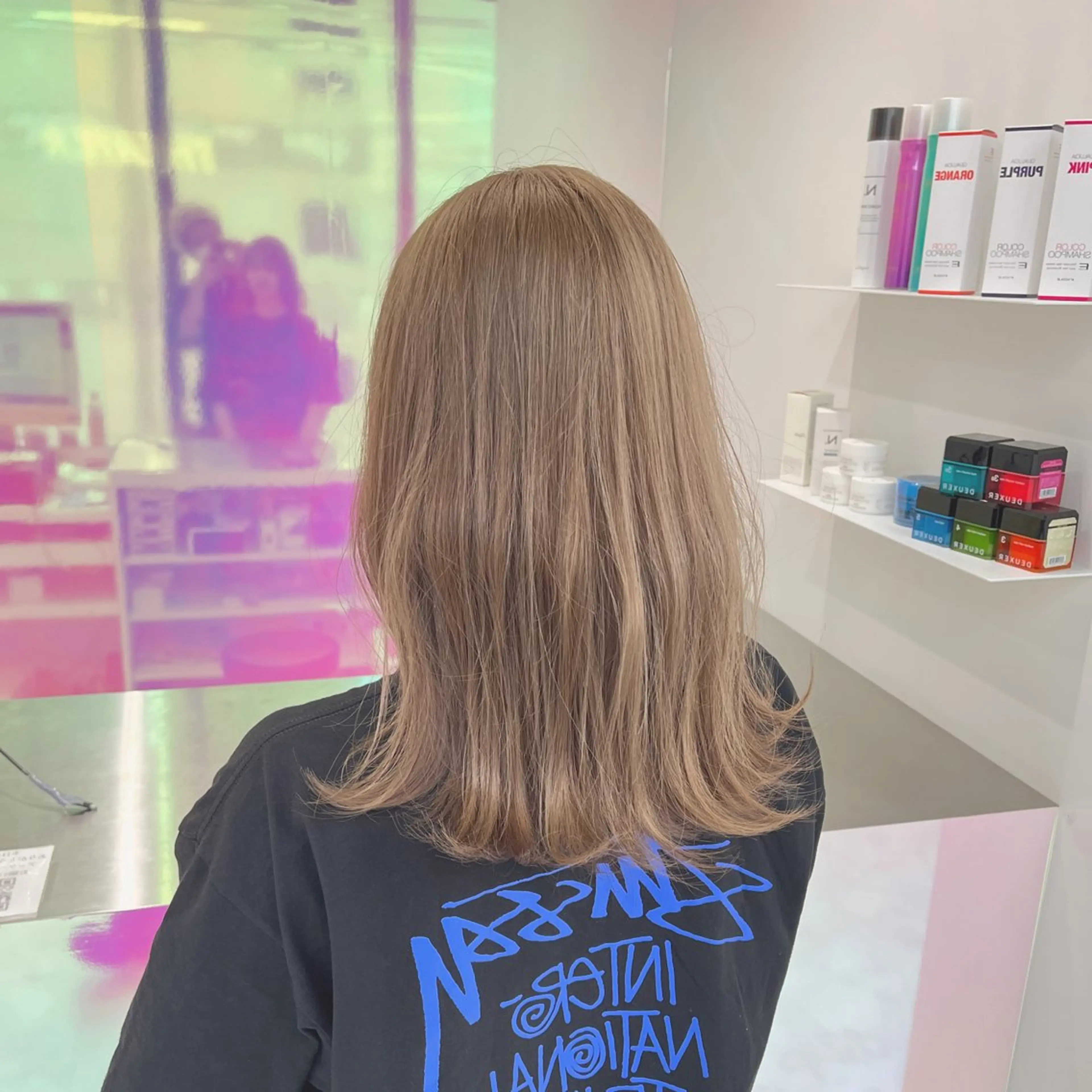 セミロング カラー ヘアアレンジ メンズ ヘアカラー トレンドレイヤー No.1/KOHEIのヘアスタイル