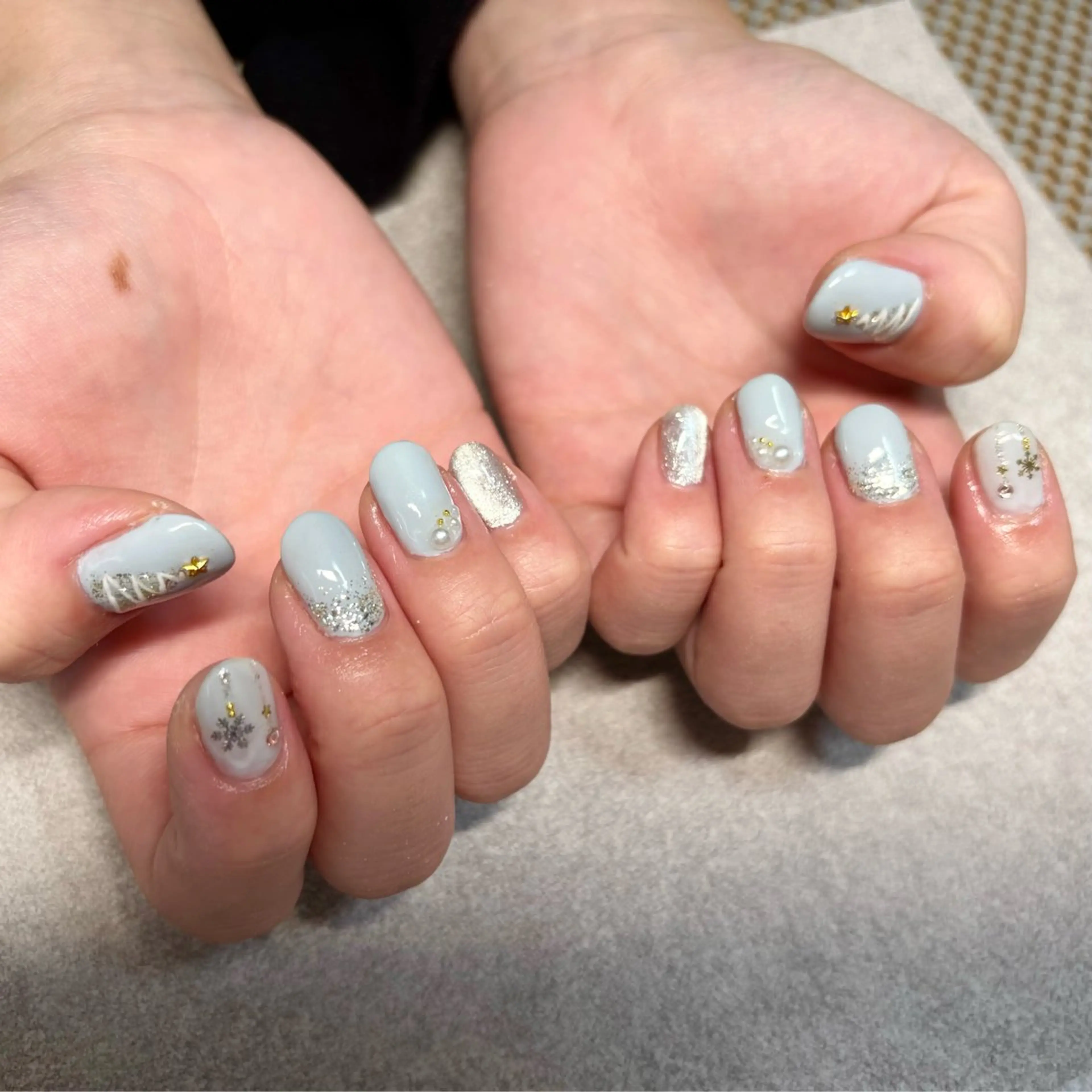 ネイル 水色 ハンドネイル nail salon Lanaのネイルデザイン