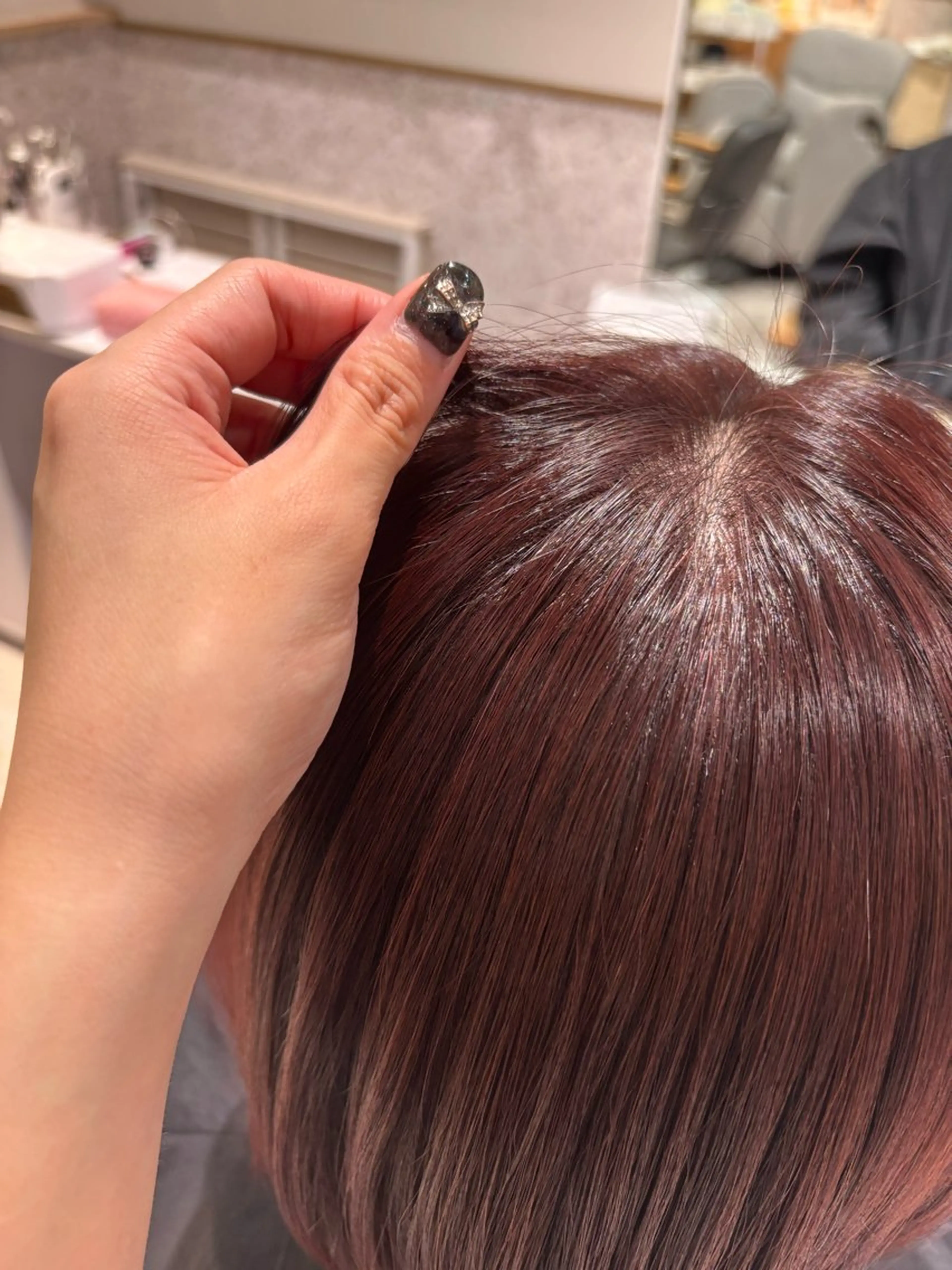 ショート カラー ダブルカラー イヤリングカラー ハイライトカラー ハイトーンカラー インナーカラー カット ヘアカラー 暖色カラー/ パリジェンヌ💟みくのヘアスタイル