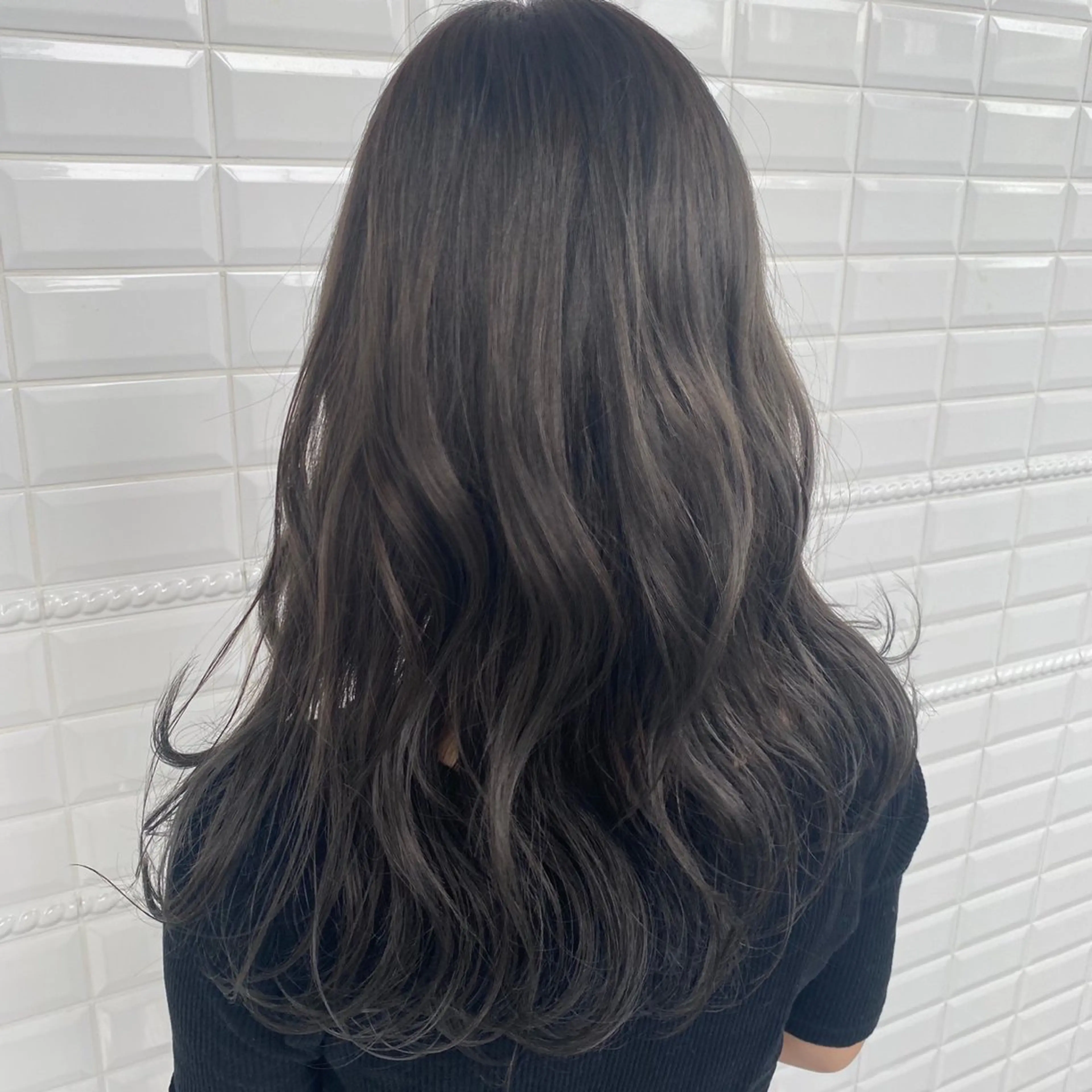 ロング カラー ヘアアレンジ グレージュ オレンジ カット パーマ トリートメント misa🫧ナチュラ ル縮毛矯正/髪質改善のヘアスタイル