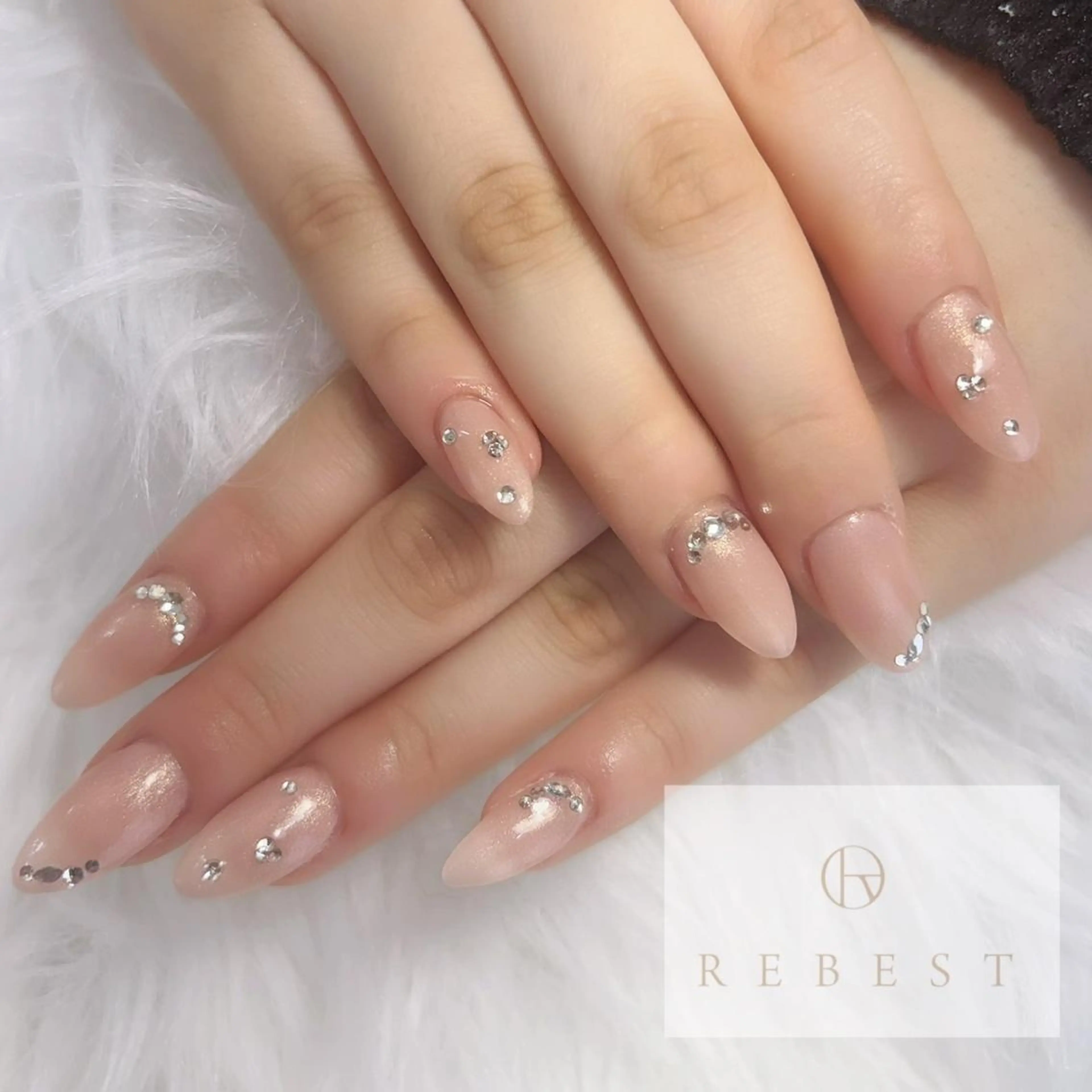ネイル REBEST 天王寺のネイルデザイン
