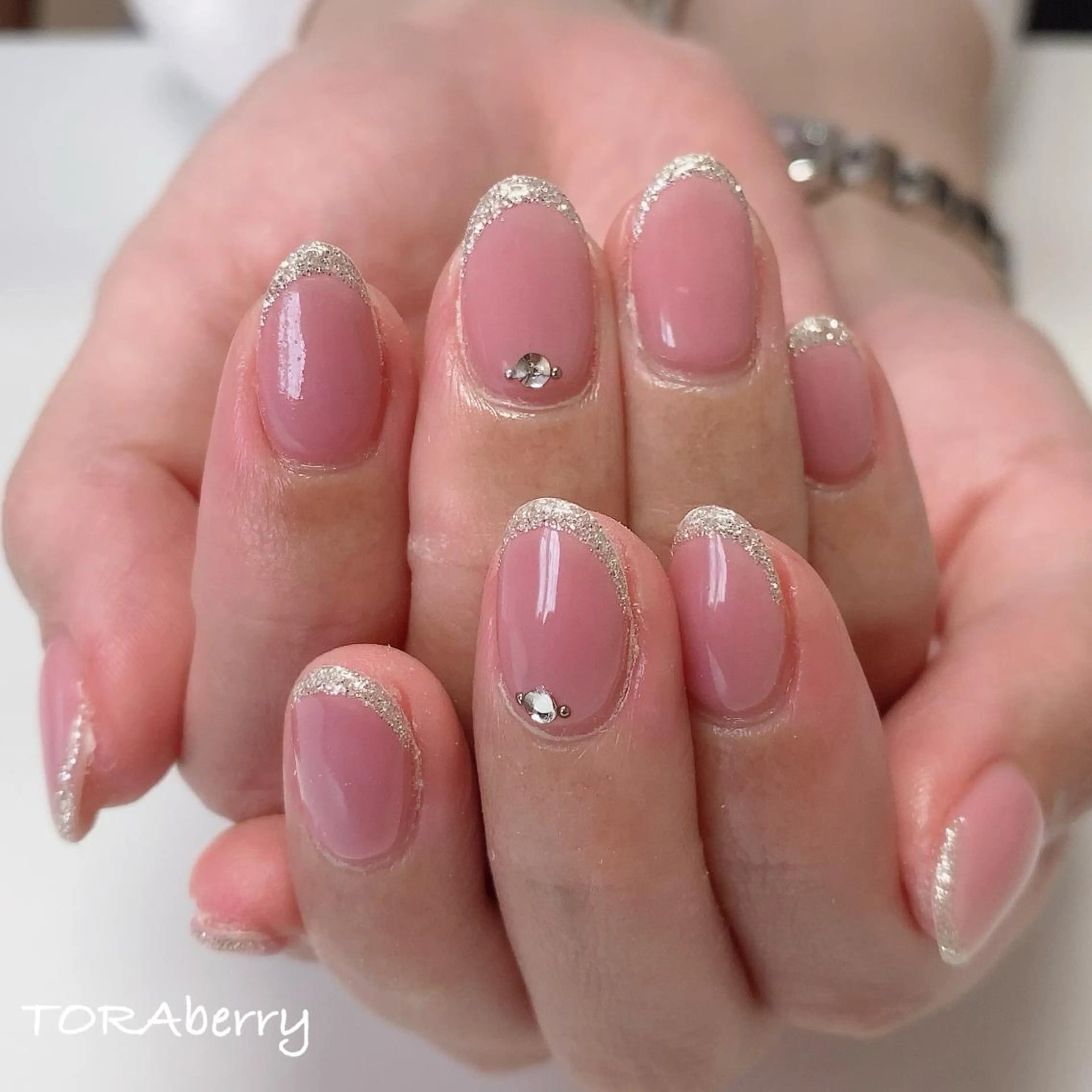 ネイル ハンドネイル ネイリスト なつみのネイルデザイン