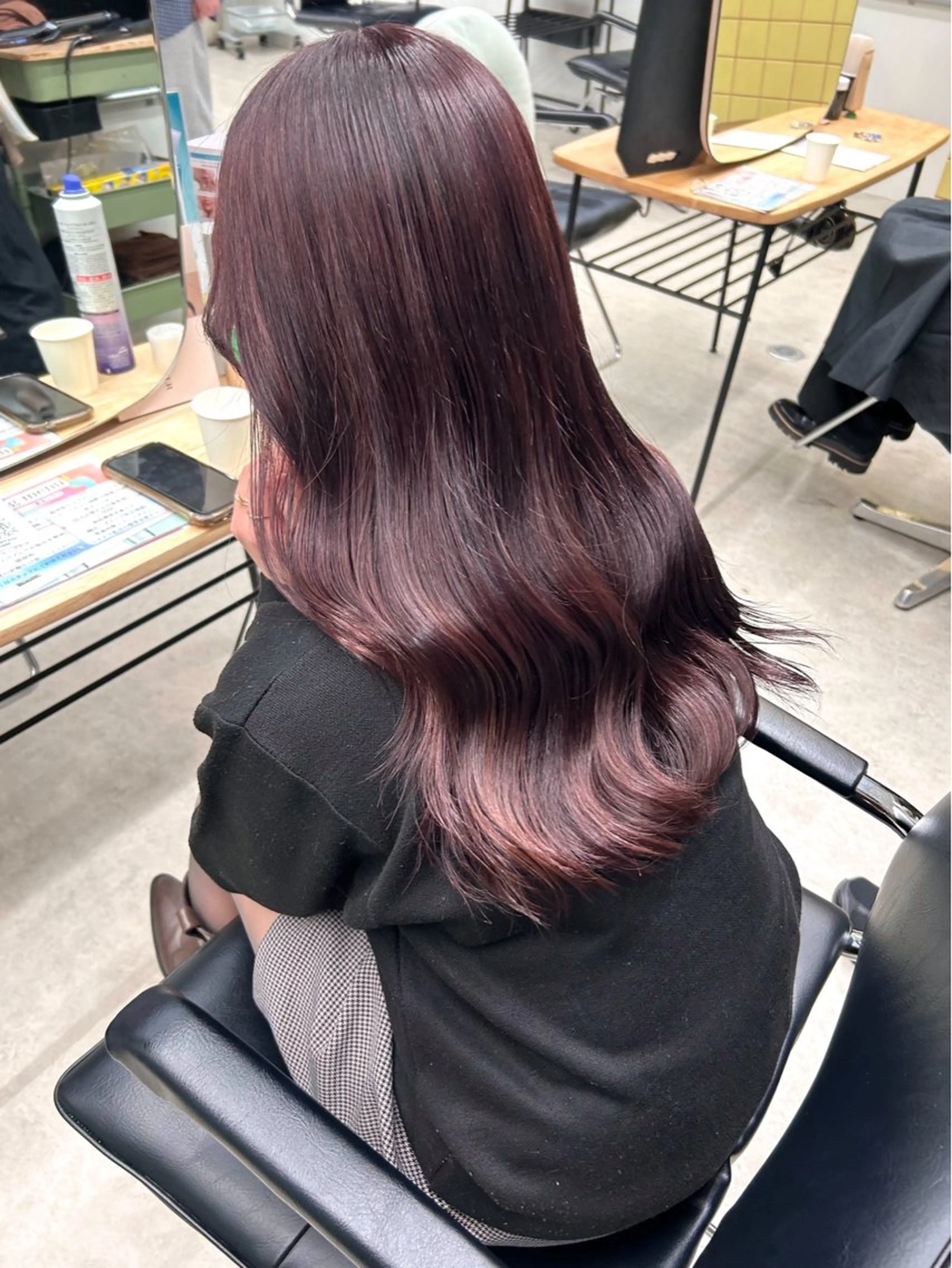 ロング 菅野 亮乙のヘアスタイル