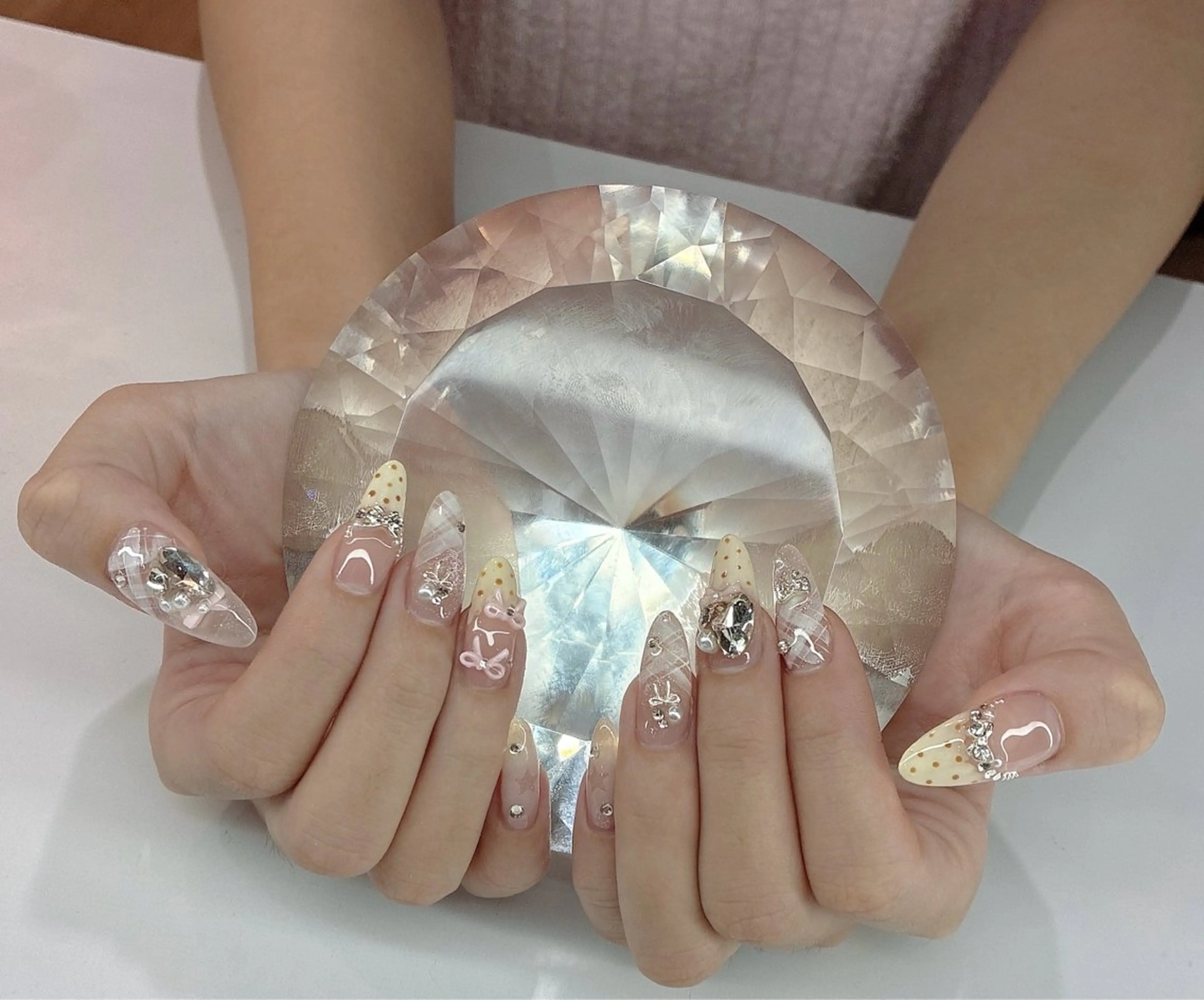 ネイル LoaChaton kaeのネイルデザイン