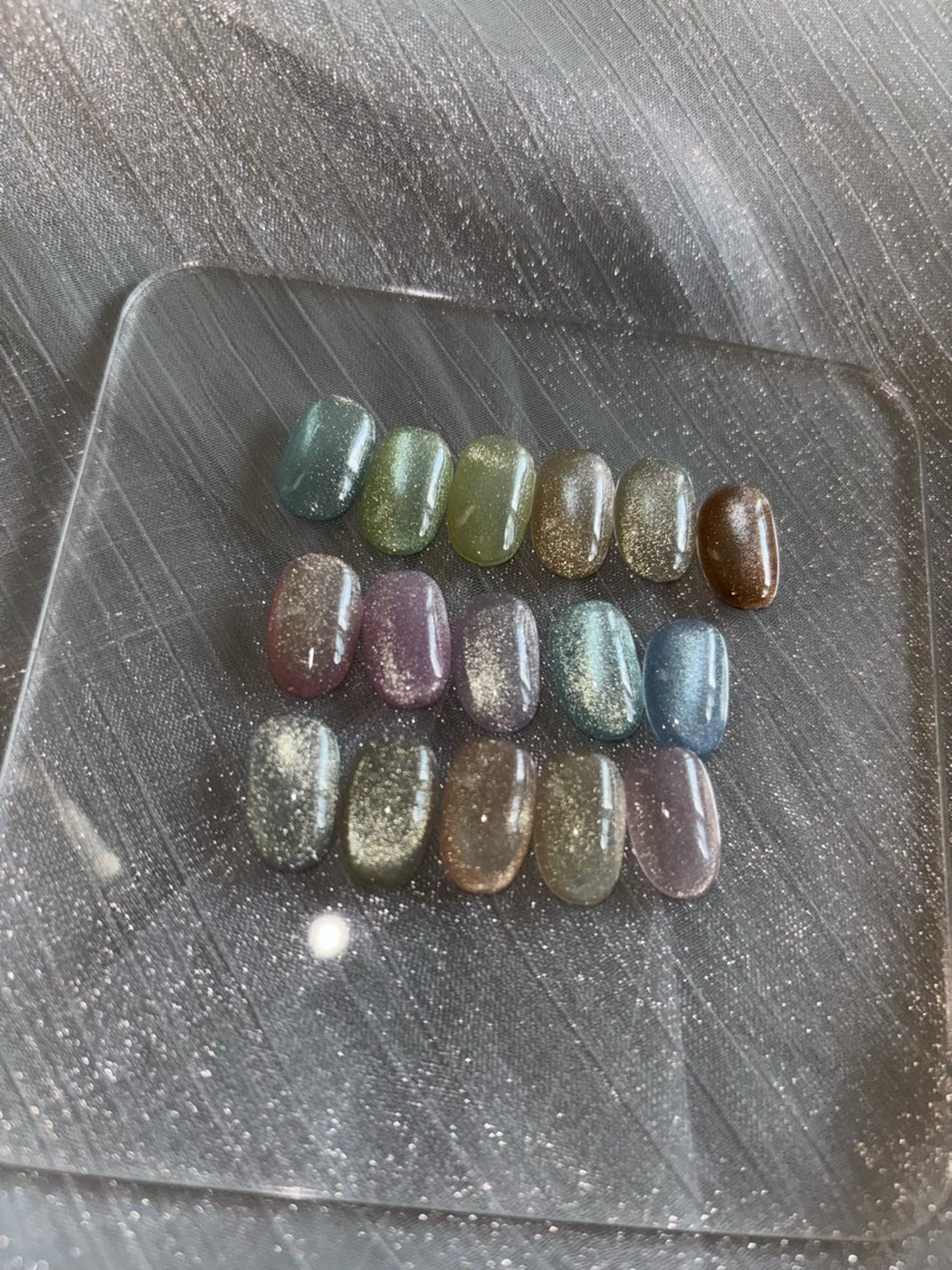 ネイル マグネットネイル NailRavie 立川のネイルデザイン