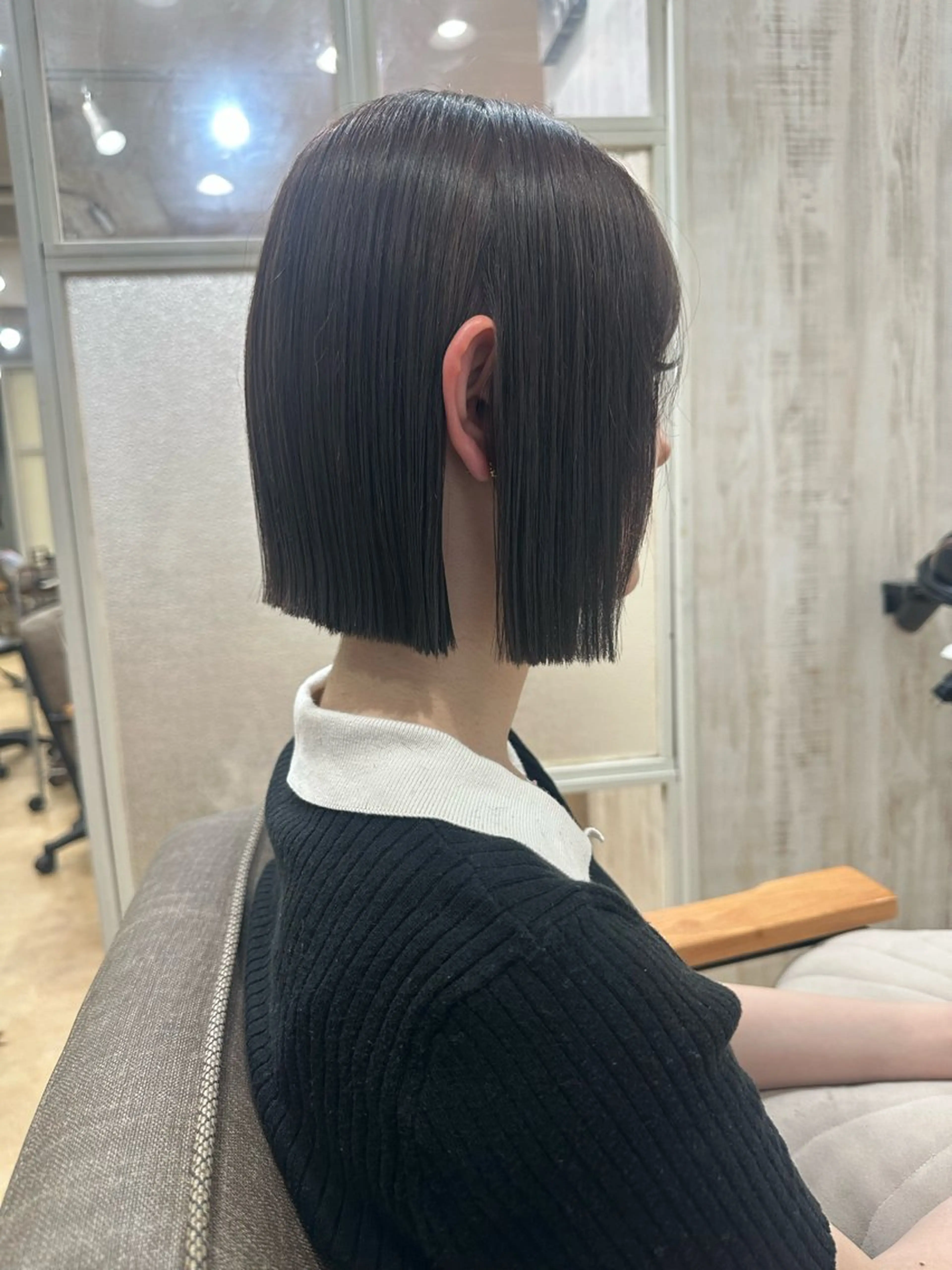 カラー 切りっぱなしボブ ボブ ameet ゆいのヘアスタイル