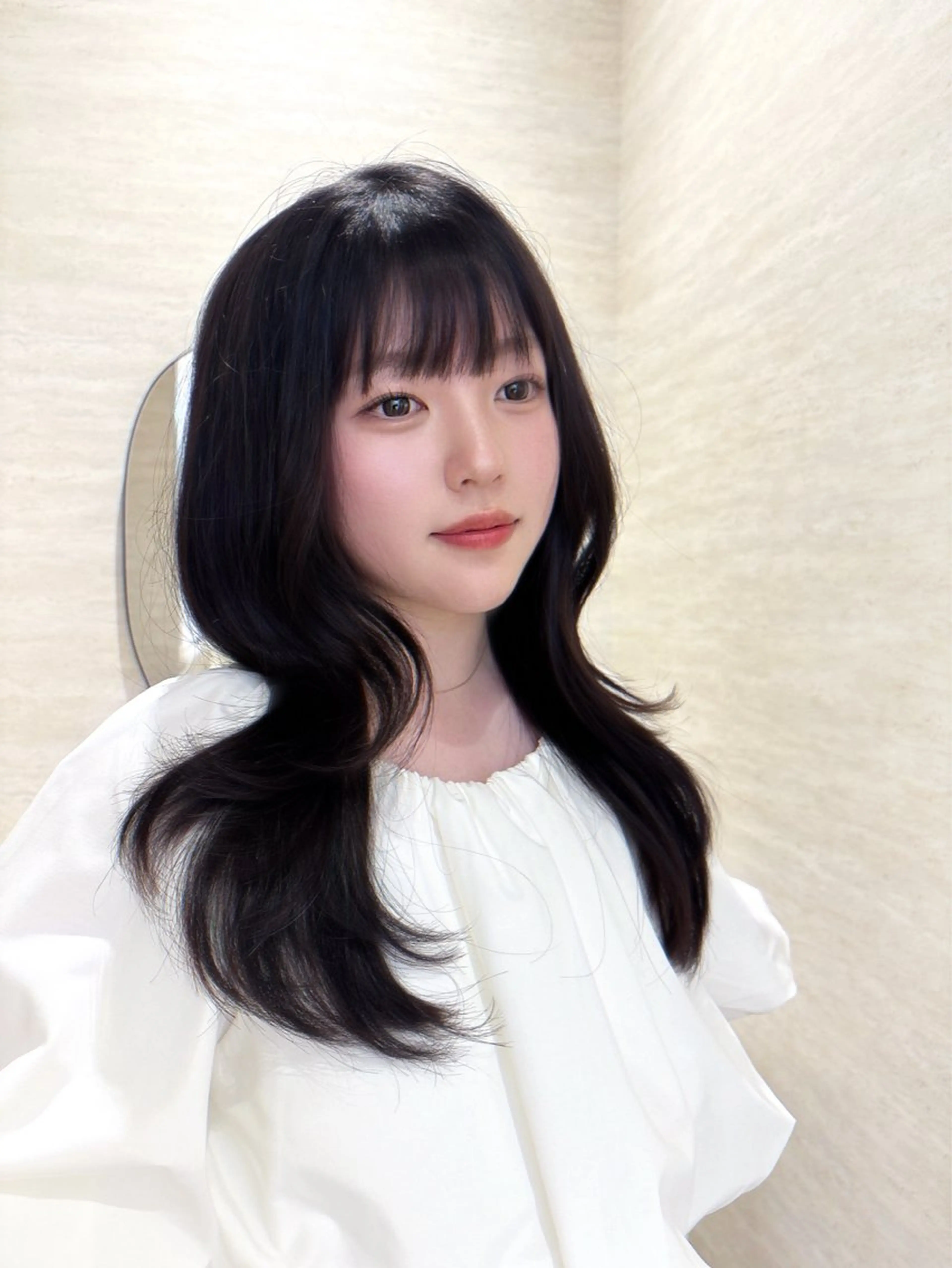 セミロング くびれヘア くびれレイヤー レイヤーカット 小顔カット カット 韓国ヘア/透明感 カラー/KANAのヘアスタイル