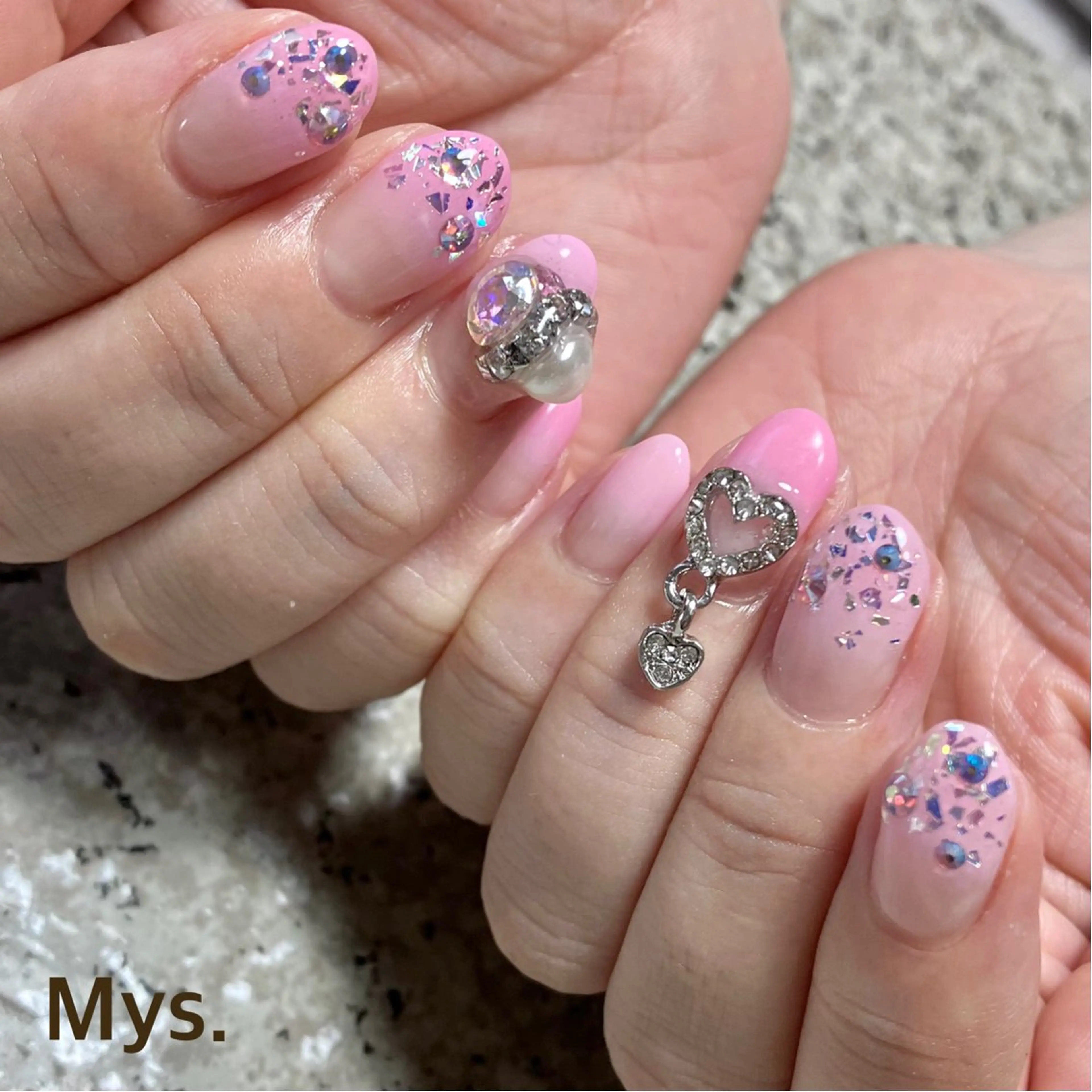 ネイル ハンドネイル Mys. 三上紗紀のネイルデザイン