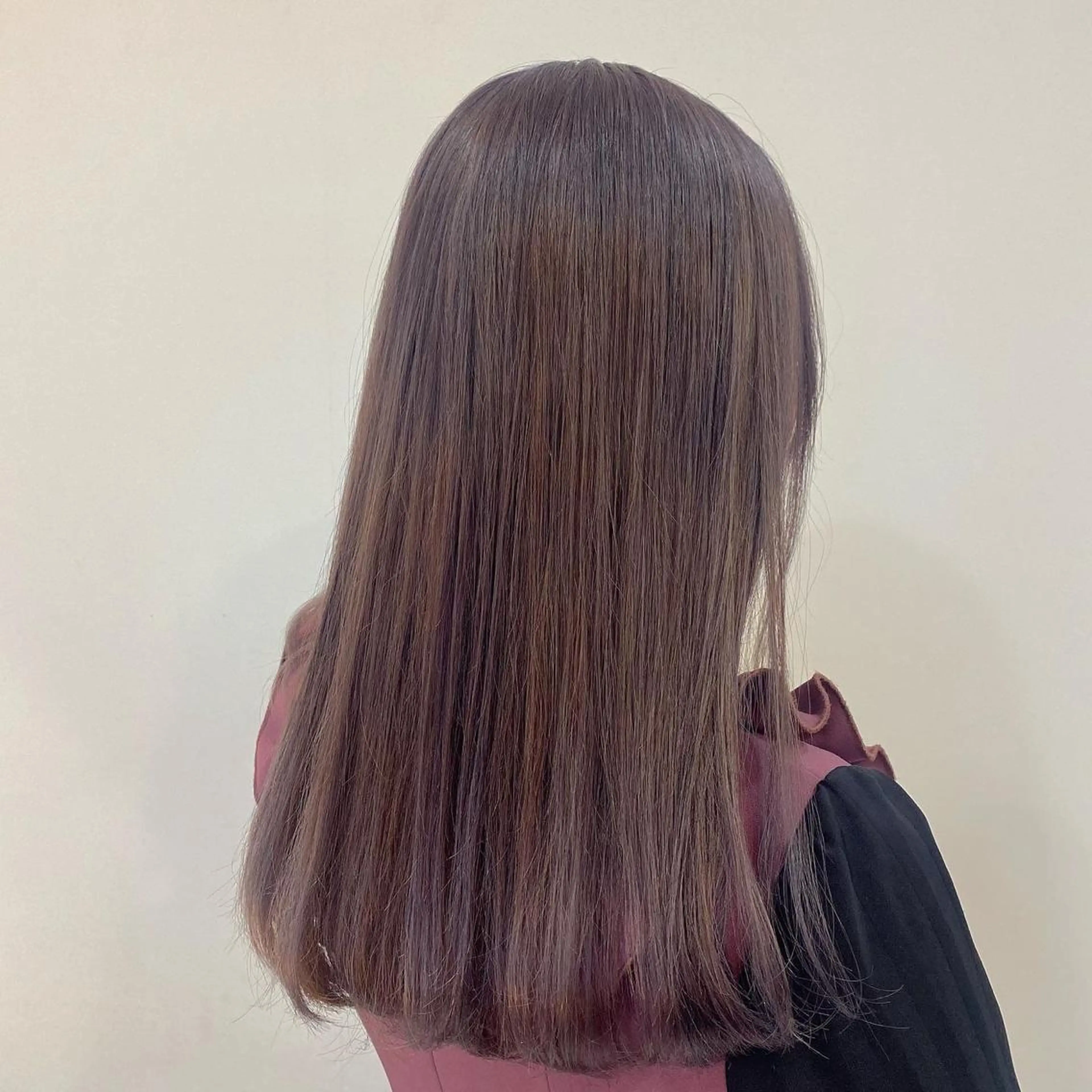 セミロング シールエクステ✨️韓 国羽エクステ🪽和希のヘアスタイル