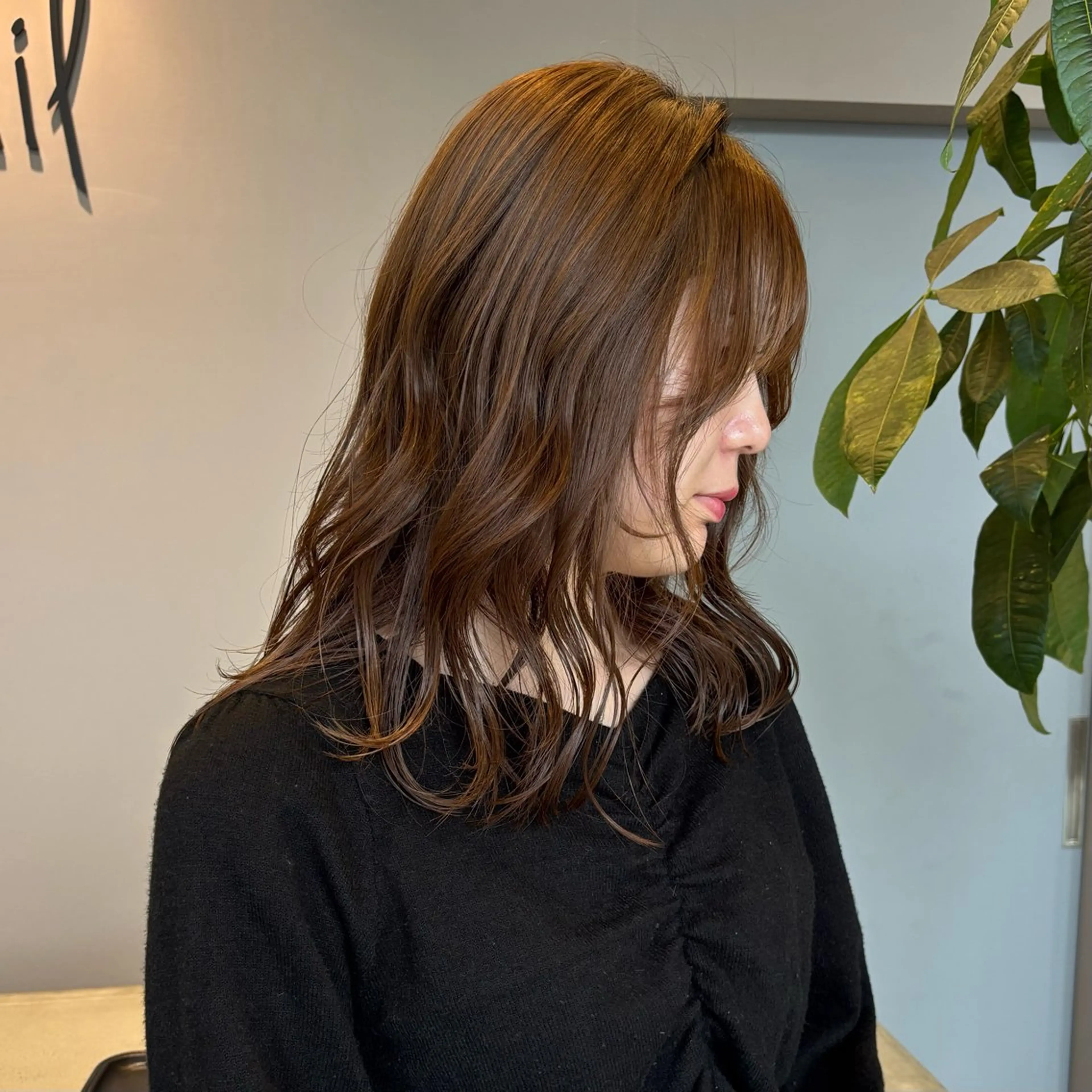 セミロング カラー miyu /niilのヘアスタイル