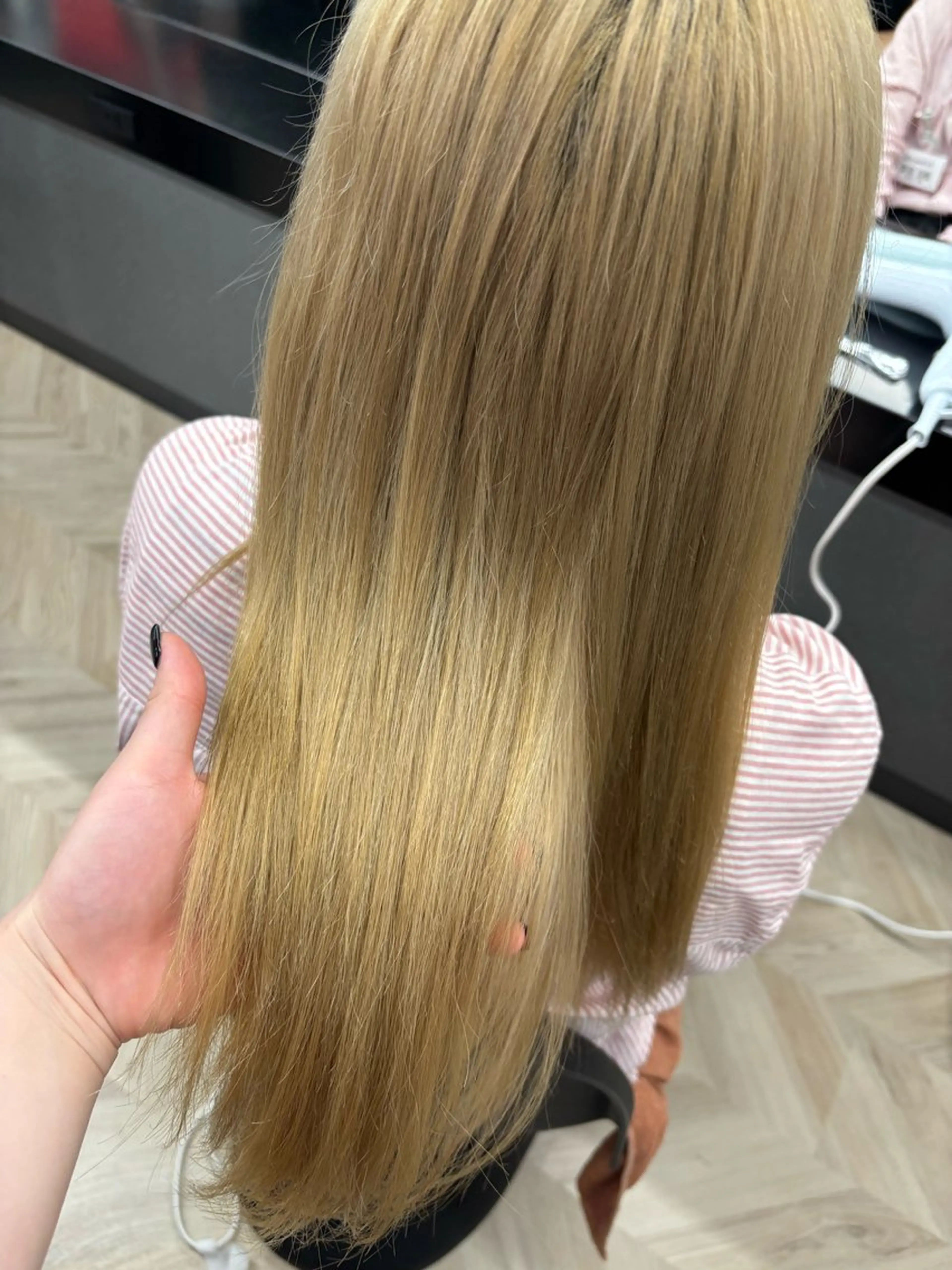 セミロング シールエクステ/まつ ぱ/レイヤー/はるかのマツエク・マツパデザイン