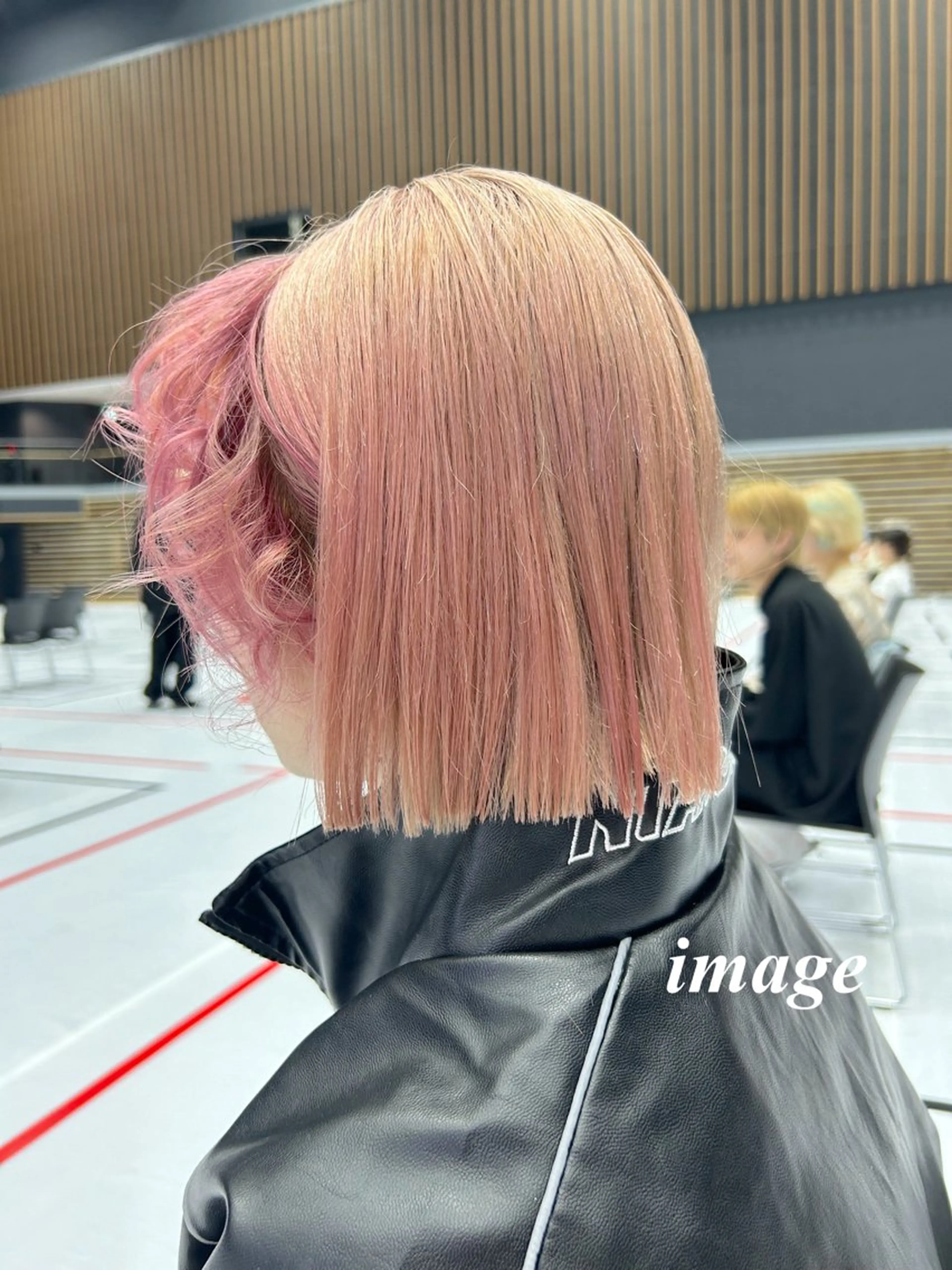 ショート カラー ピンクカラー ヘアカラー ピンクカラー🎀/ ミルクティー🍼花音のヘアスタイル