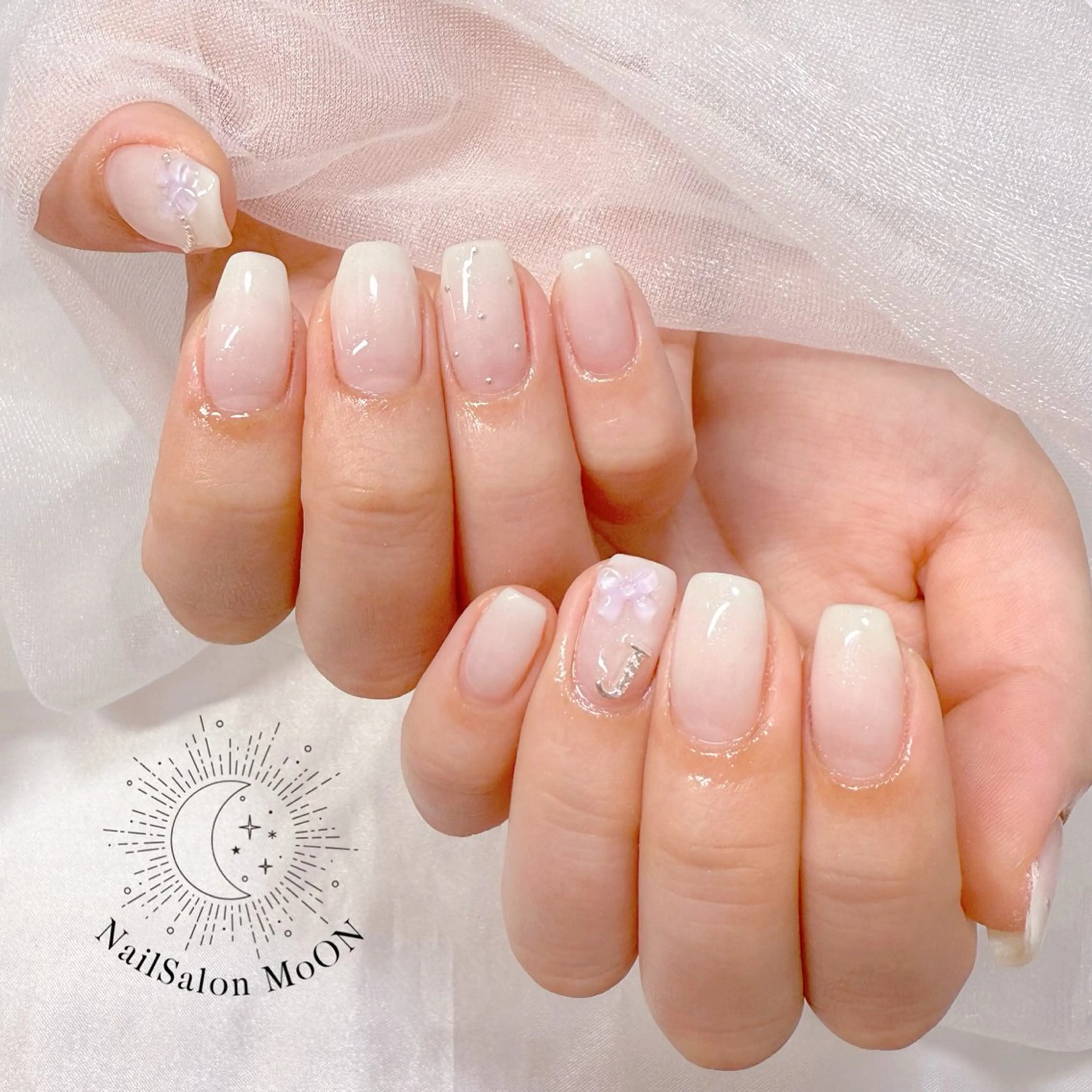 ネイル MoON...❤︎ MeGuのネイルデザイン