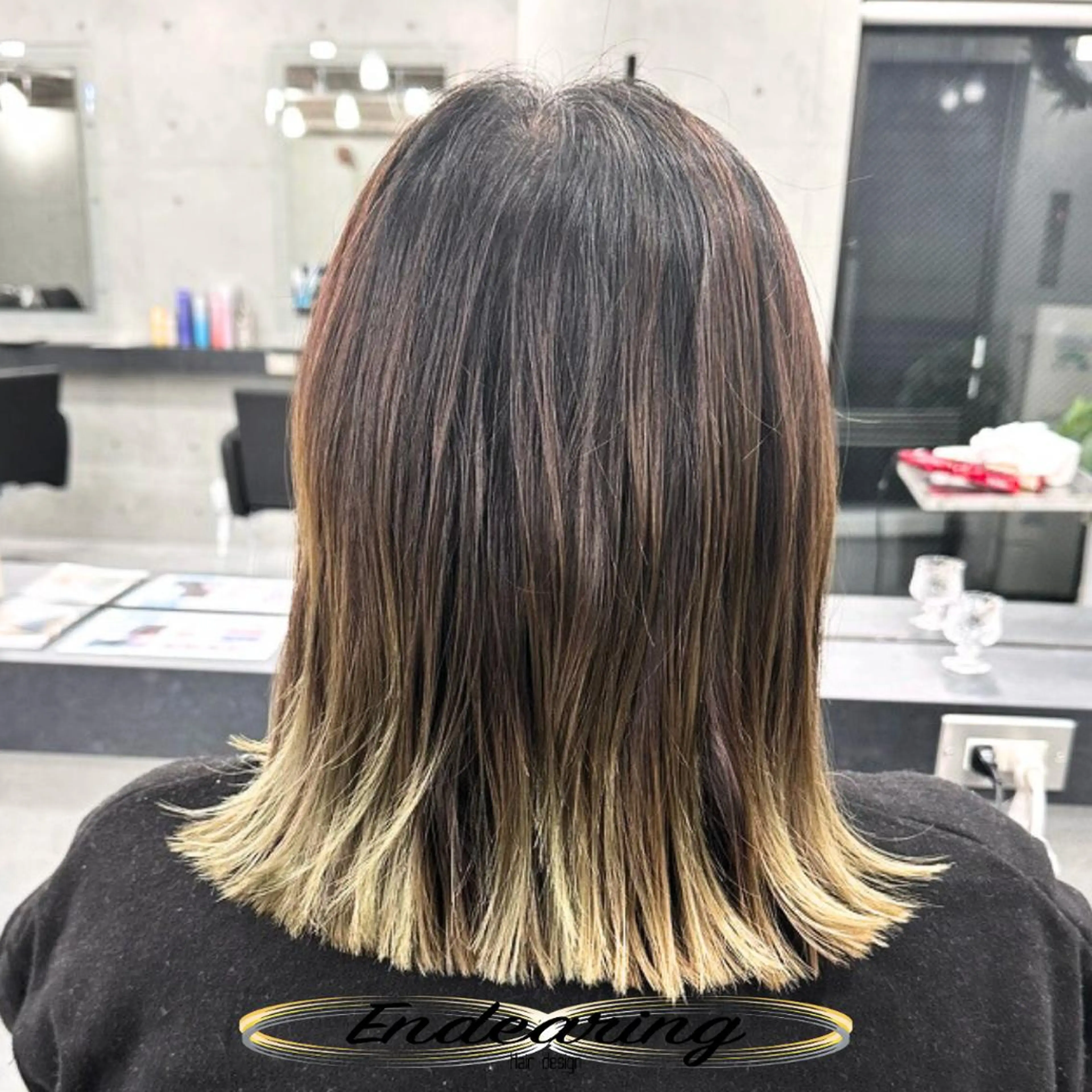 カラー ブリーチ ダブルカラー ハイライトカラー カット ヘアカラー トリートメント Endearing 銀座/レイヤーカットのヘアスタイル