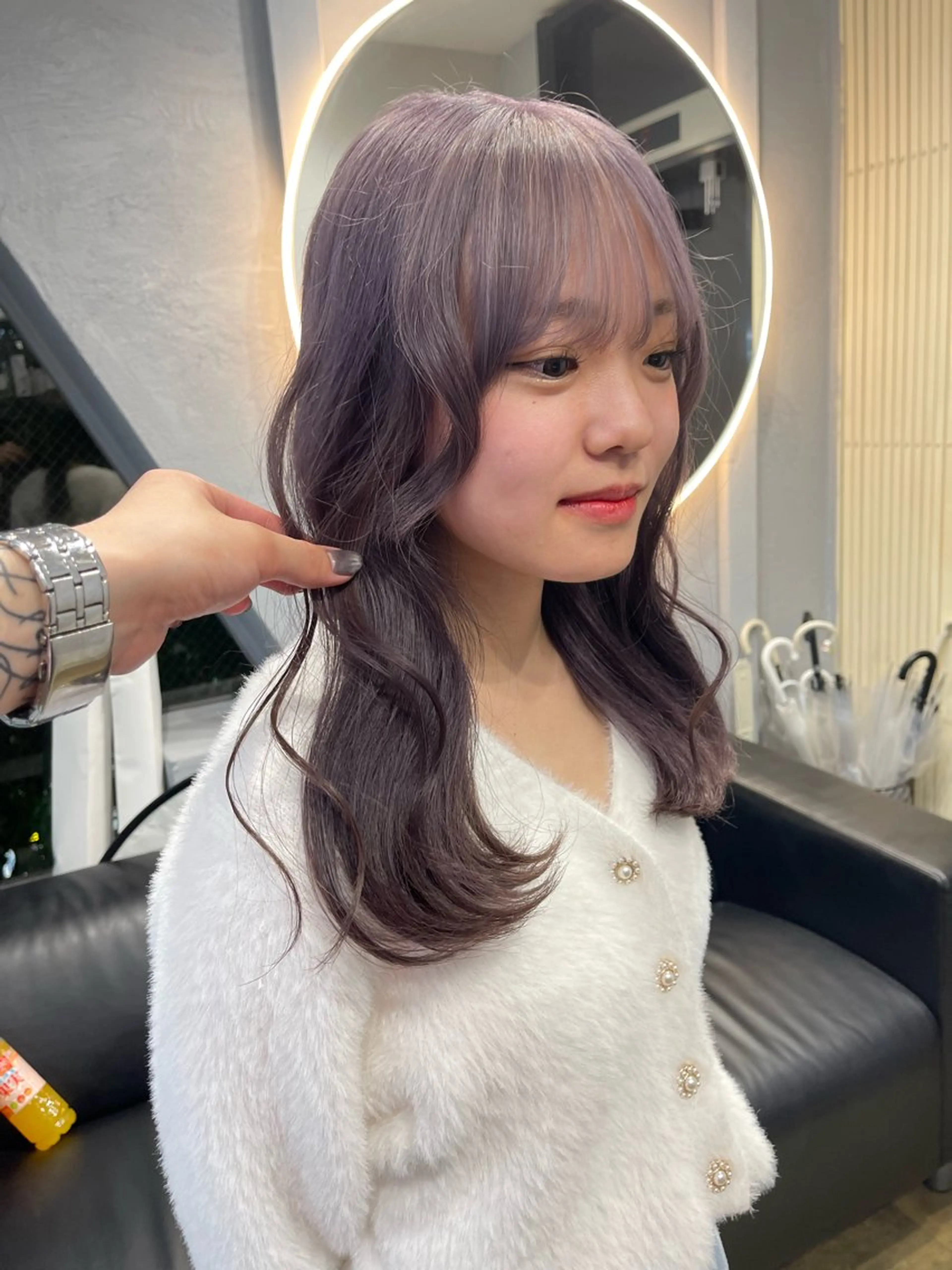 セミロング カラー ベージュカラー ブリーチ ケアブリーチ デザインカラー ダブルカラー TATSUブリーチ/ ミルクティーベージュのヘアスタイル