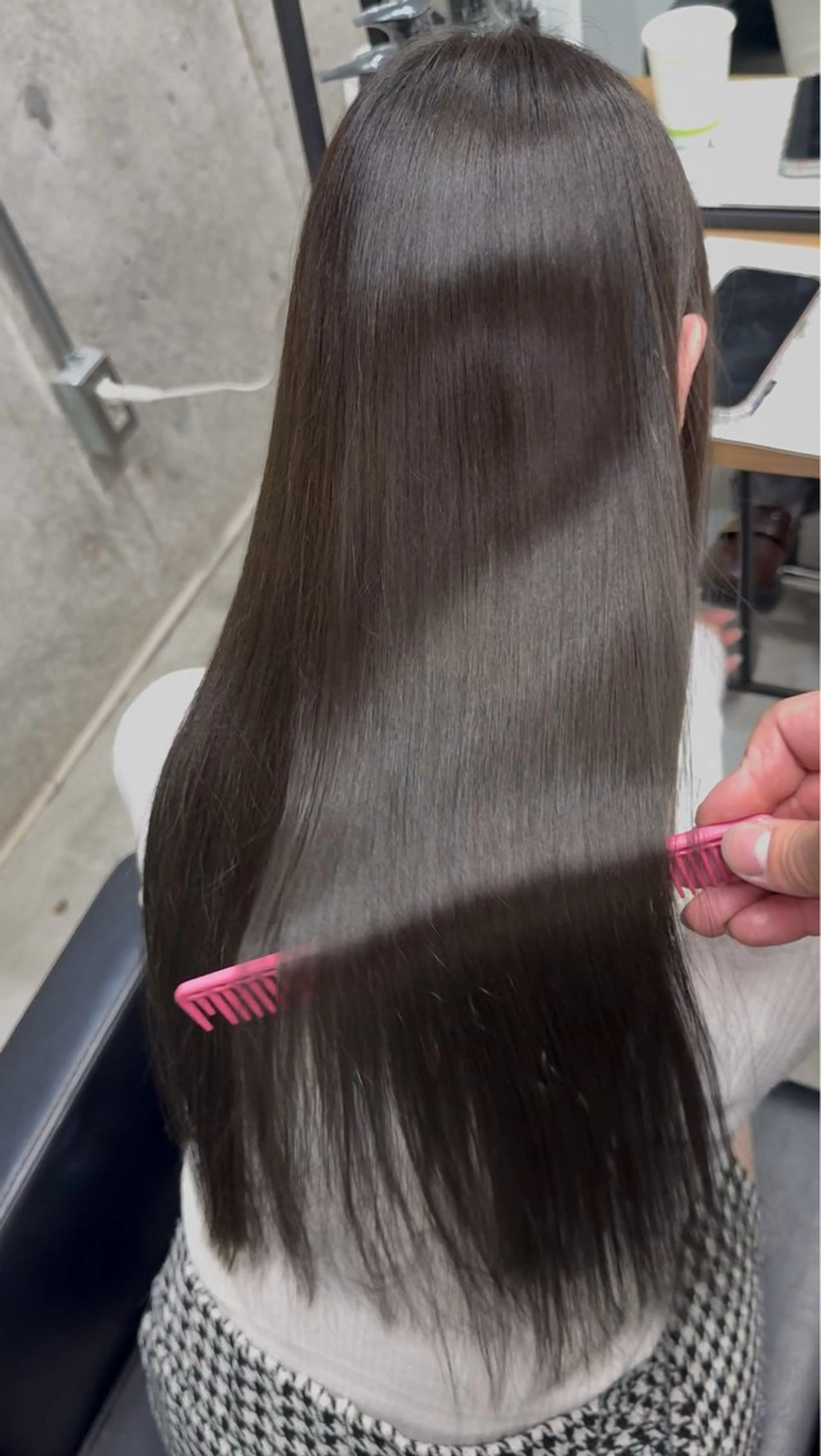 ロング 縮毛矯正 lafit YURITOのヘアスタイル