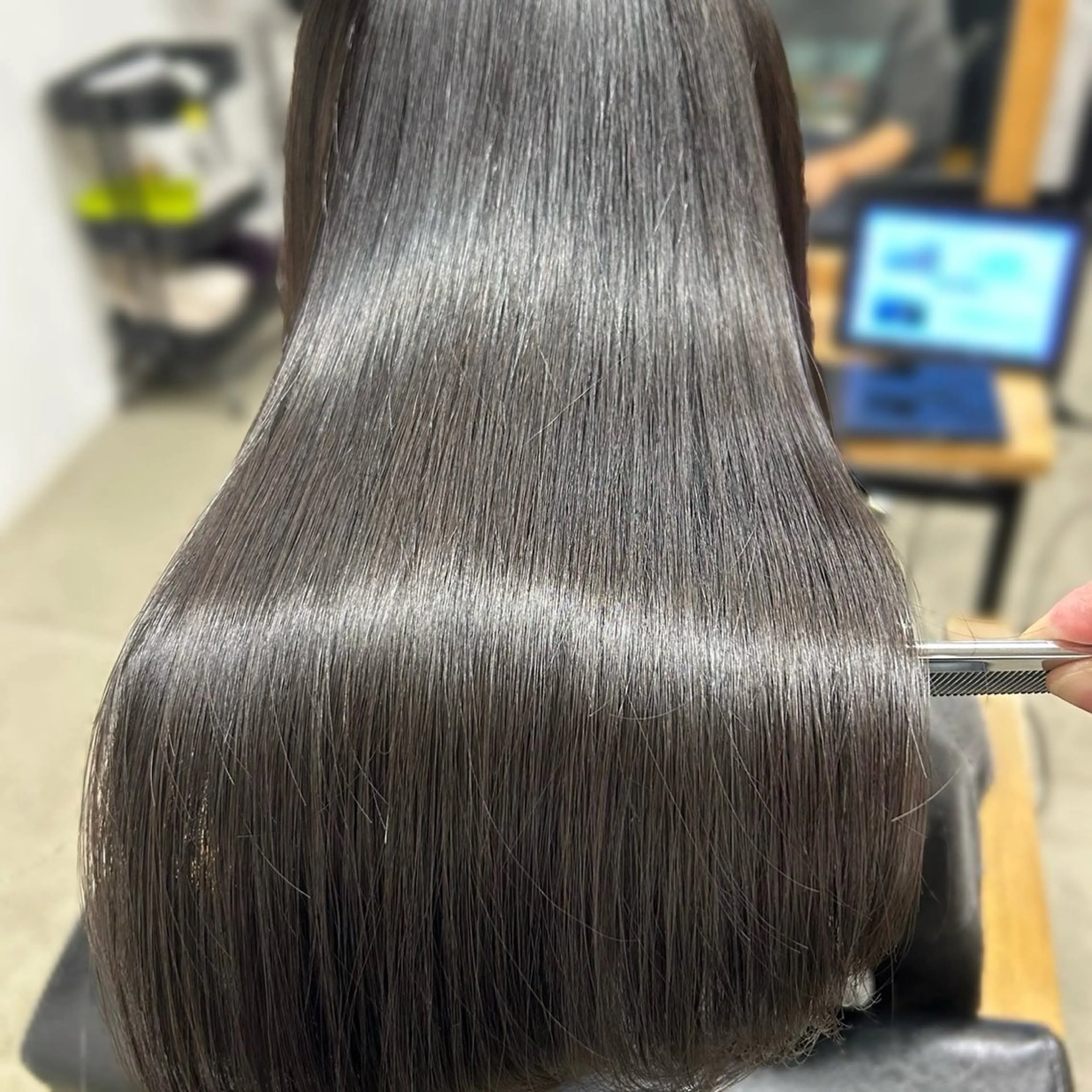 ロング パーマ ストレートパーマ みやたゆうき 髪質改善講師のヘアスタイル