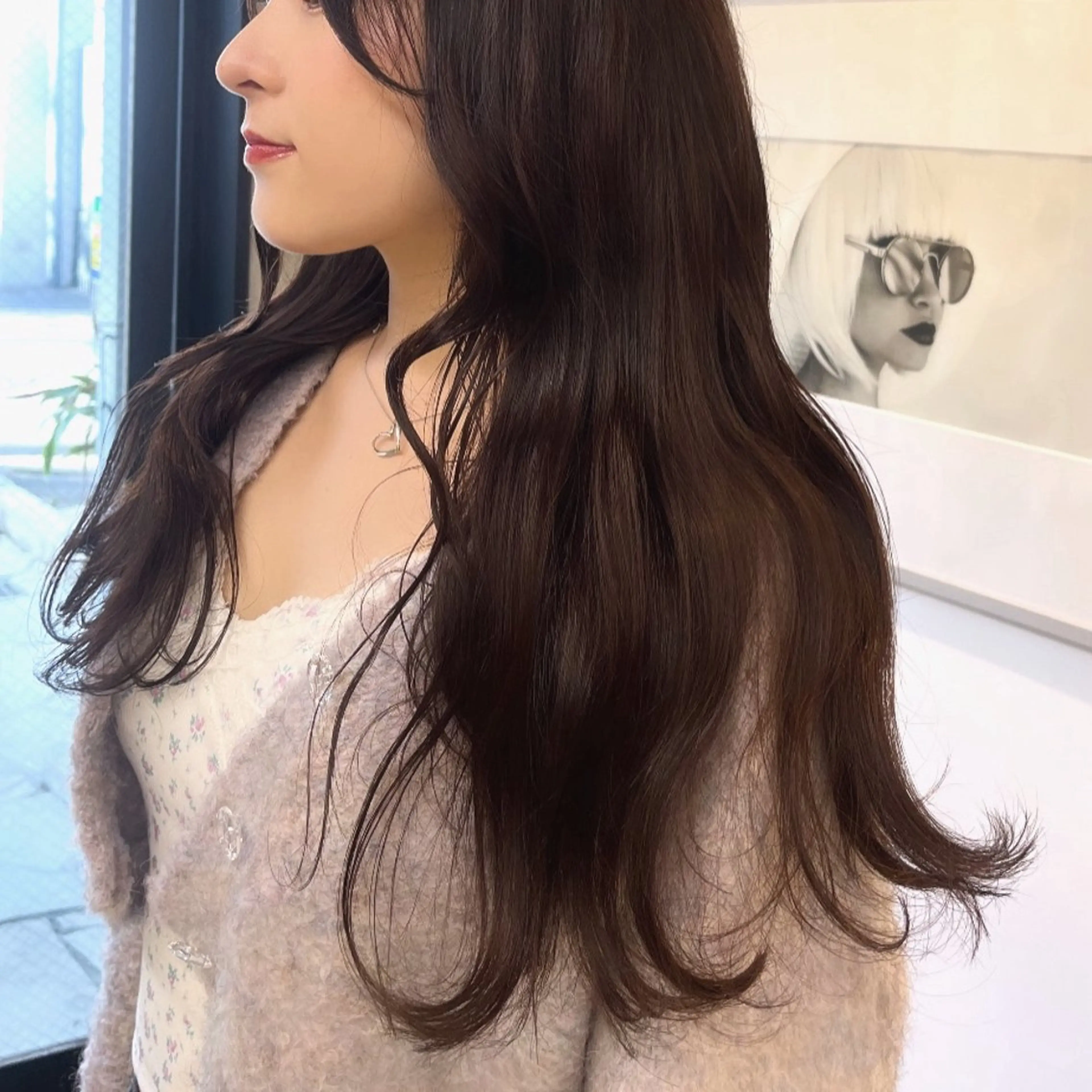 カラー アッシュ ベージュカラー ブラウンカラー ブラウンベージュ 透明感カラー ヘアカラー トリートメント ヘッドスパ ヘアセット カジュアルを女っぽく 𝗮𝘆𝗮𝗰𝗼のヘアスタイル