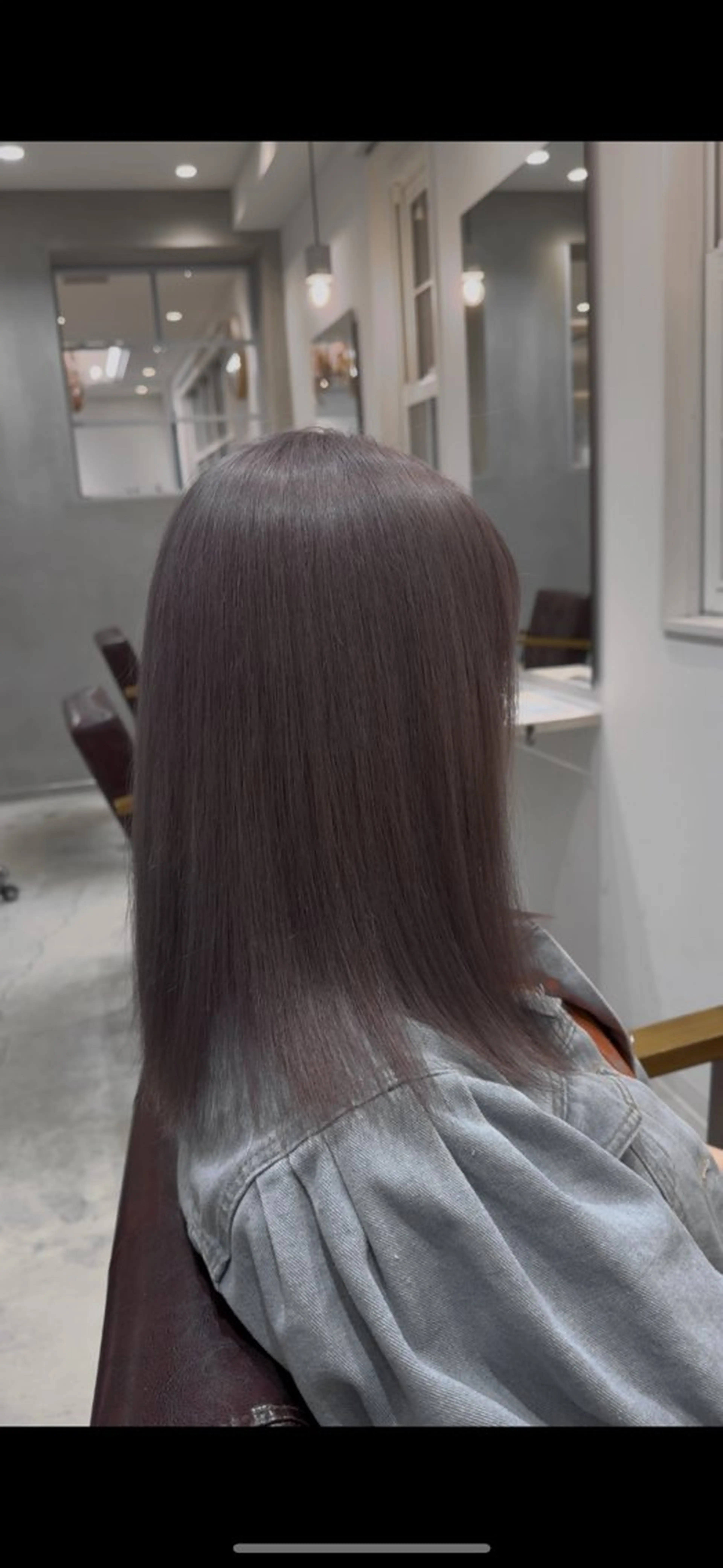 カラー 切りっぱなしボブ バレイヤージュ ベージュカラー ブリーチ ブロンド ほの カラー特化/ ブリーチ/ボブのヘアスタイル