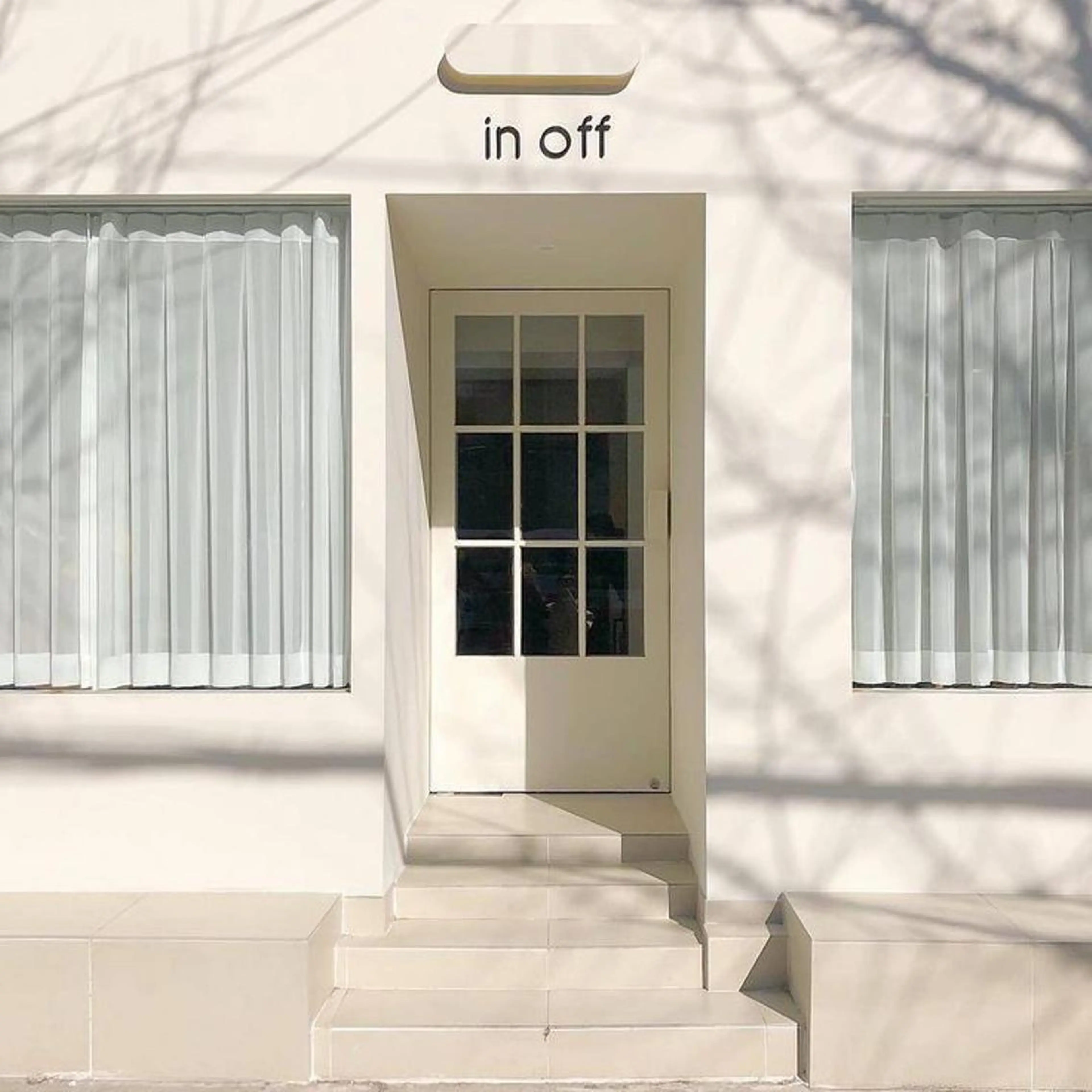 ミディアム カラー アイブロウ 髪質改善🫧ベージュ 椙山 響のヘアスタイル