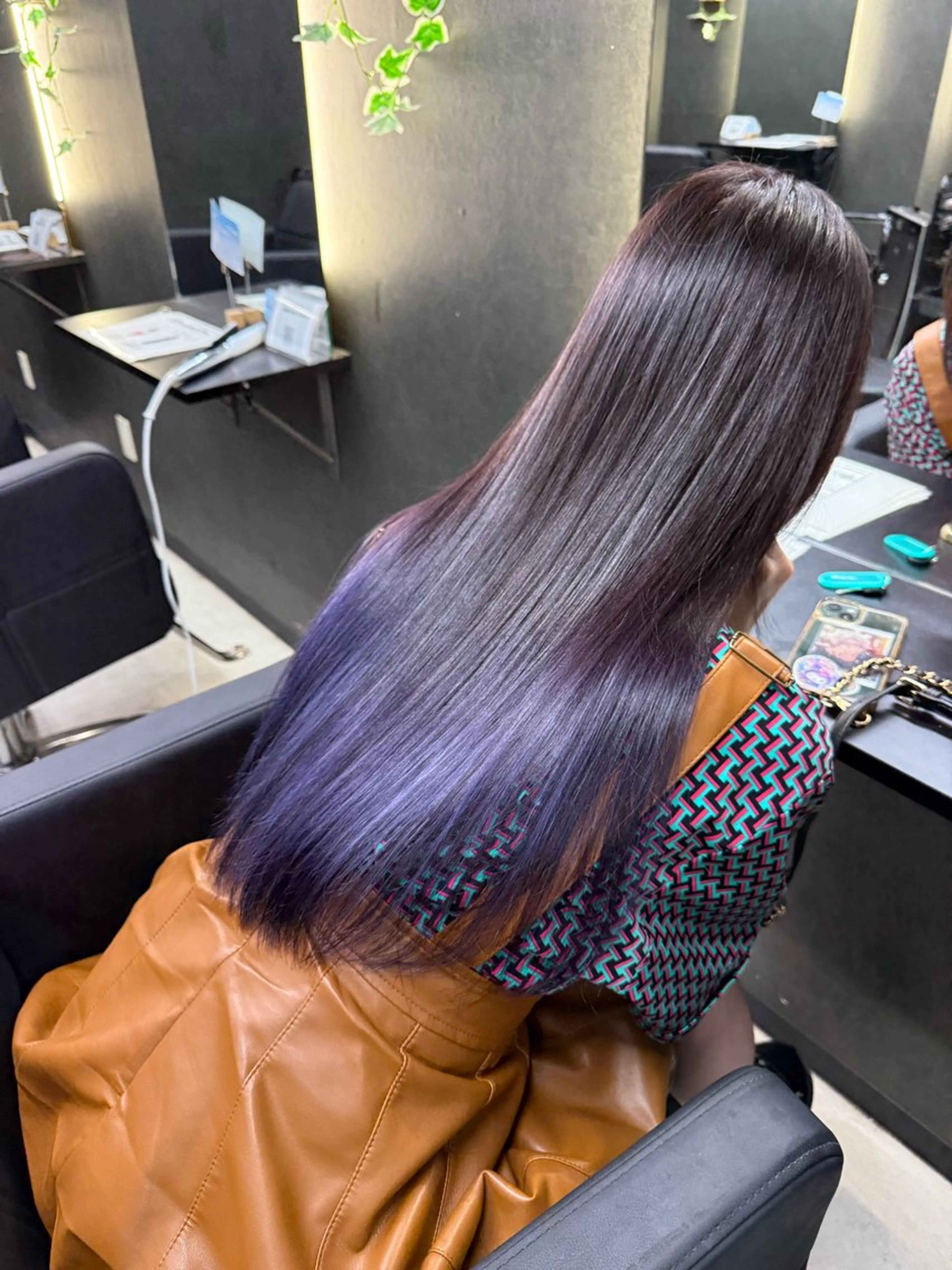 セミロング カット ヘアカラー 五島 拓海のヘアスタイル