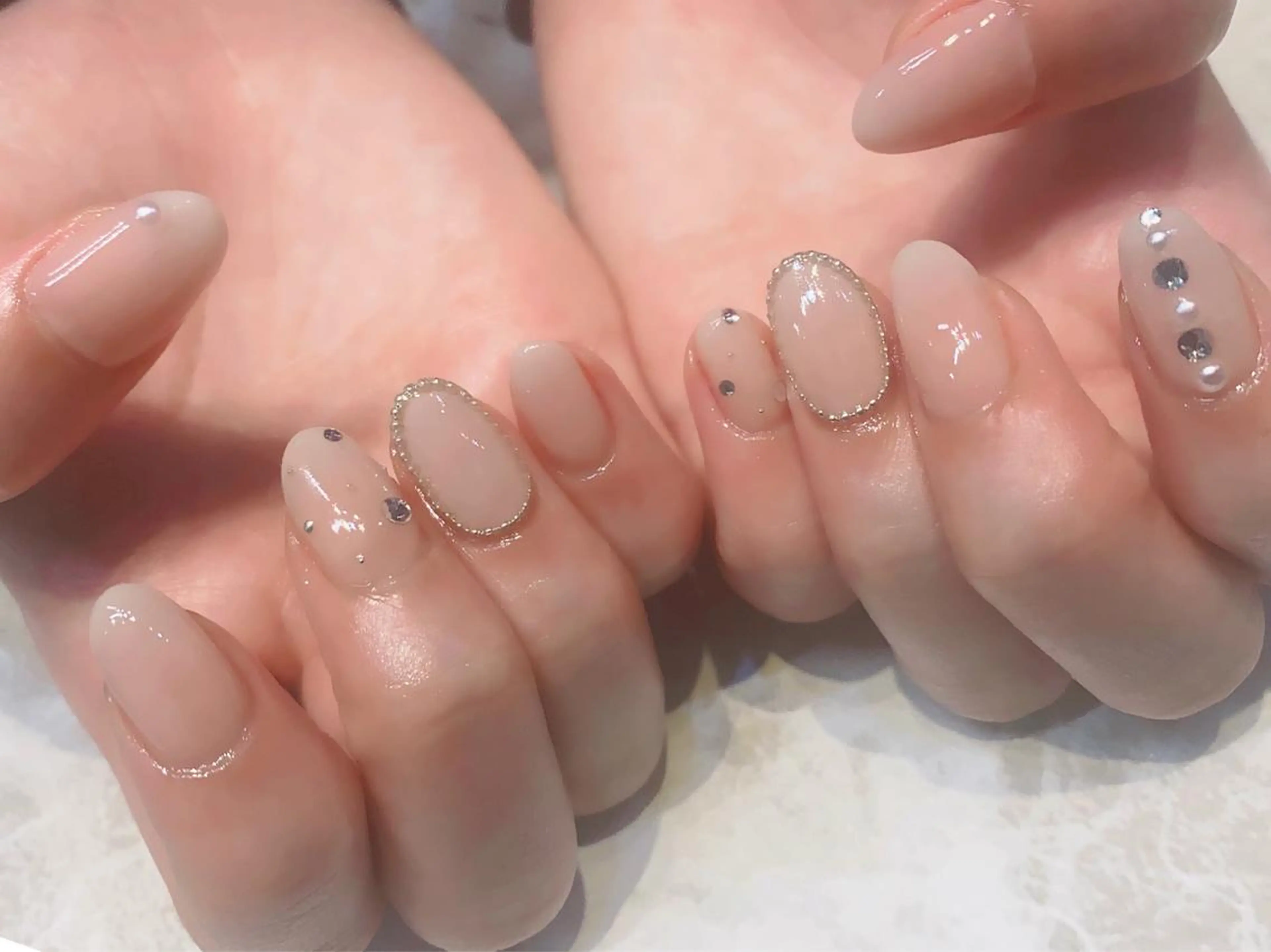 ショート ハンドネイル NAILSALON 🍔Timna🍟のネイルデザイン