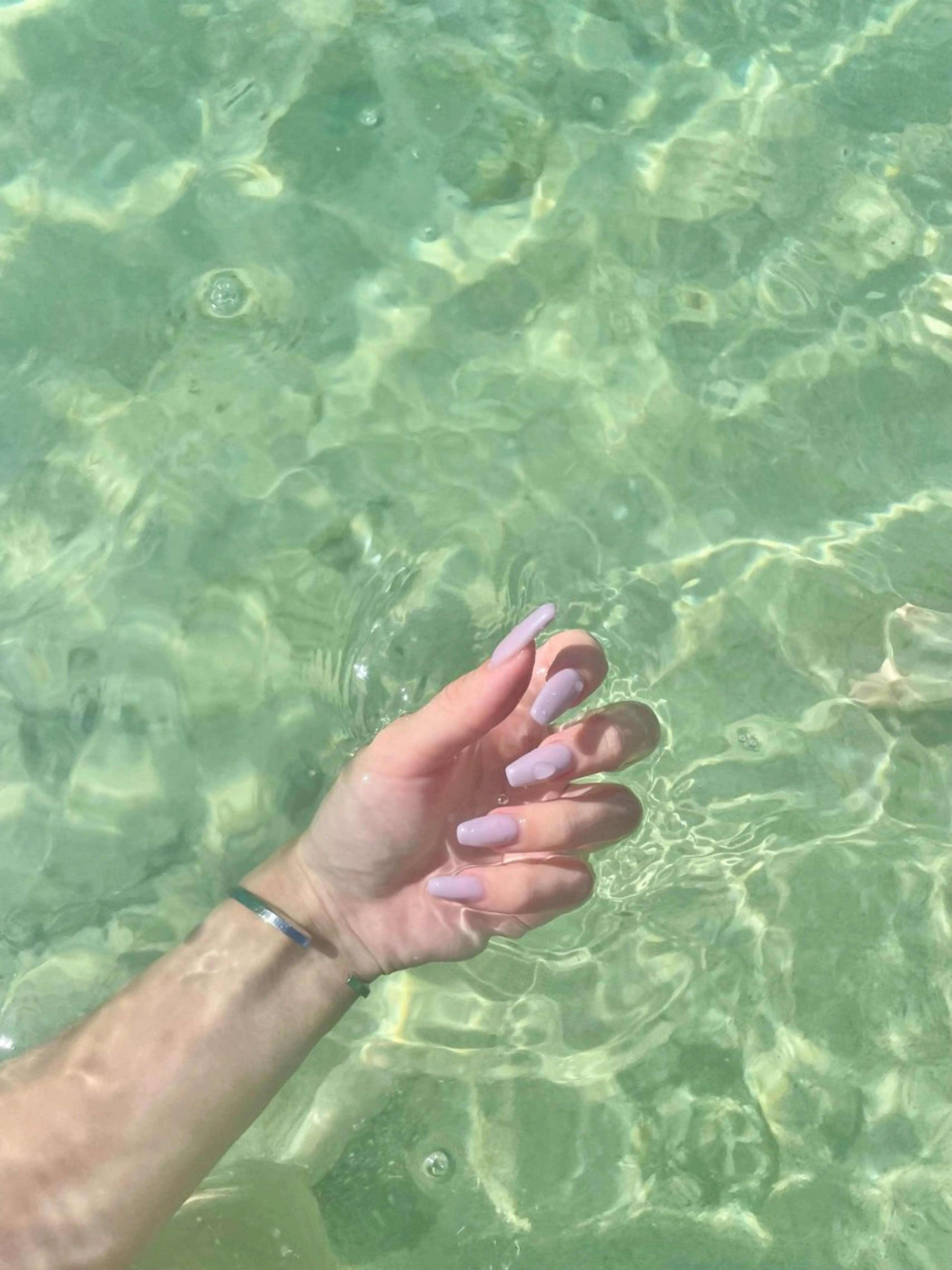 ネイル ハンドネイル diar blue 🩵ayanaのネイルデザイン