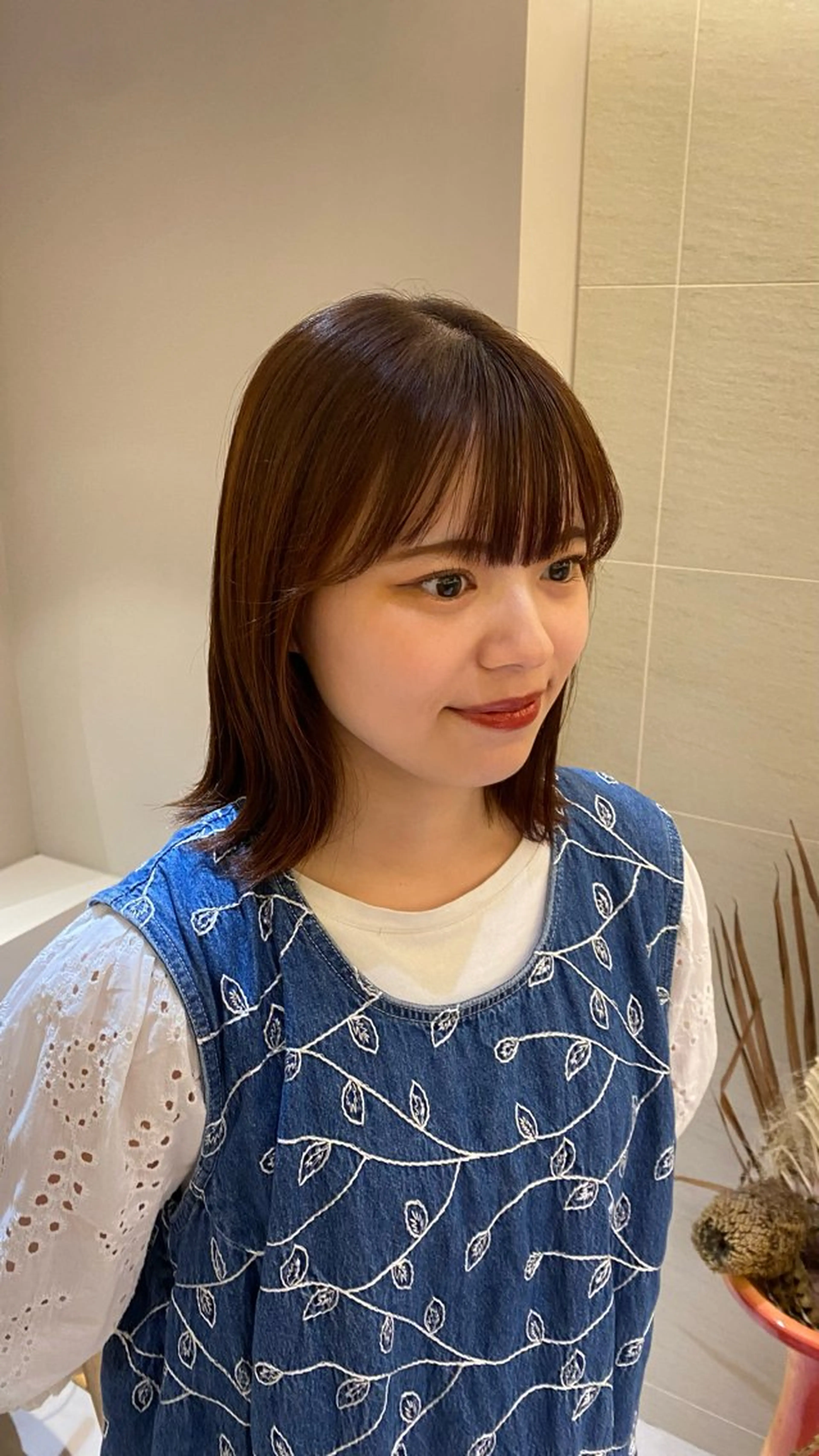 ミディアム カラー 《センターパート / perm》ナミのヘアスタイル