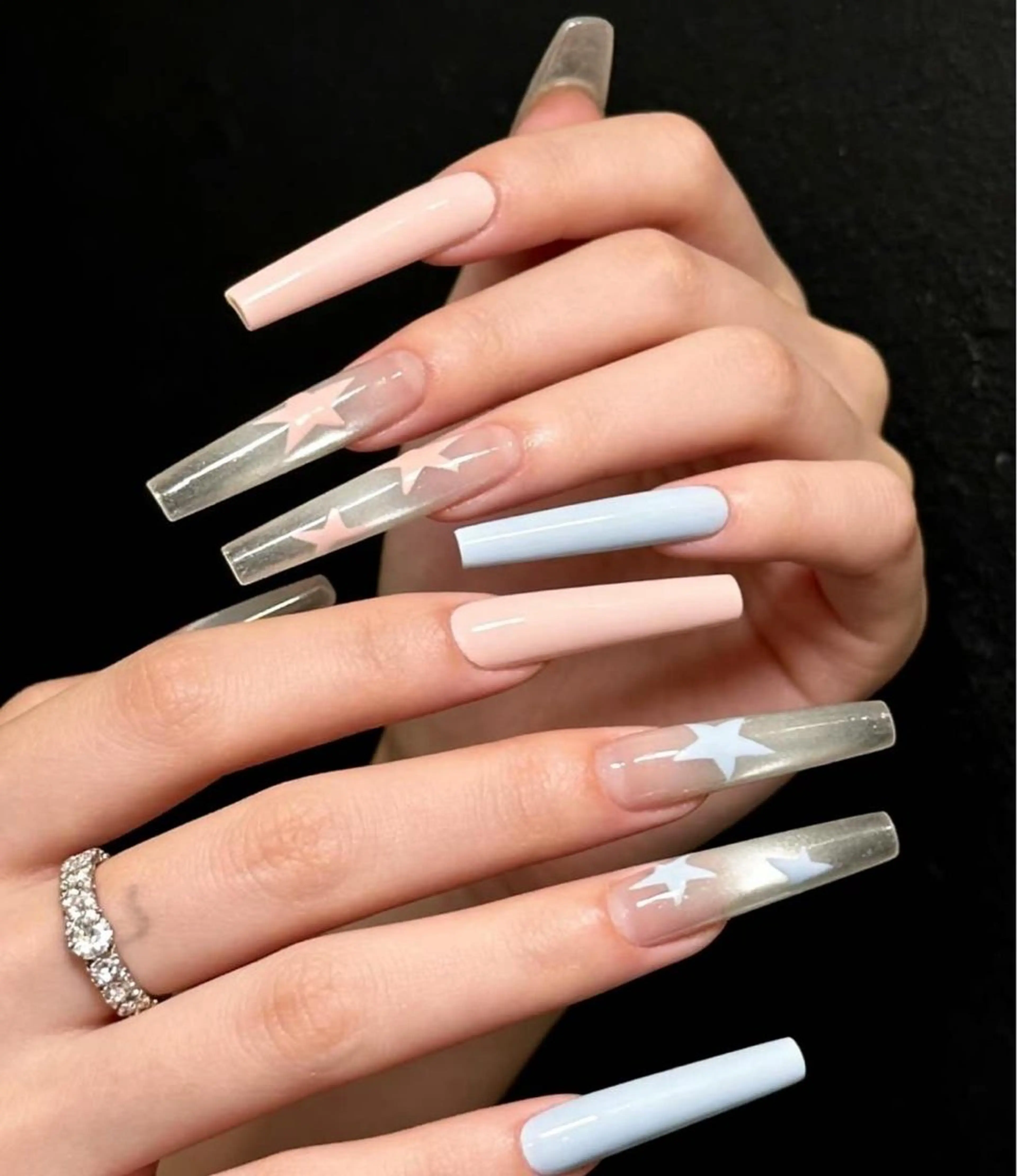 ネイル 小島 千尋のネイルデザイン