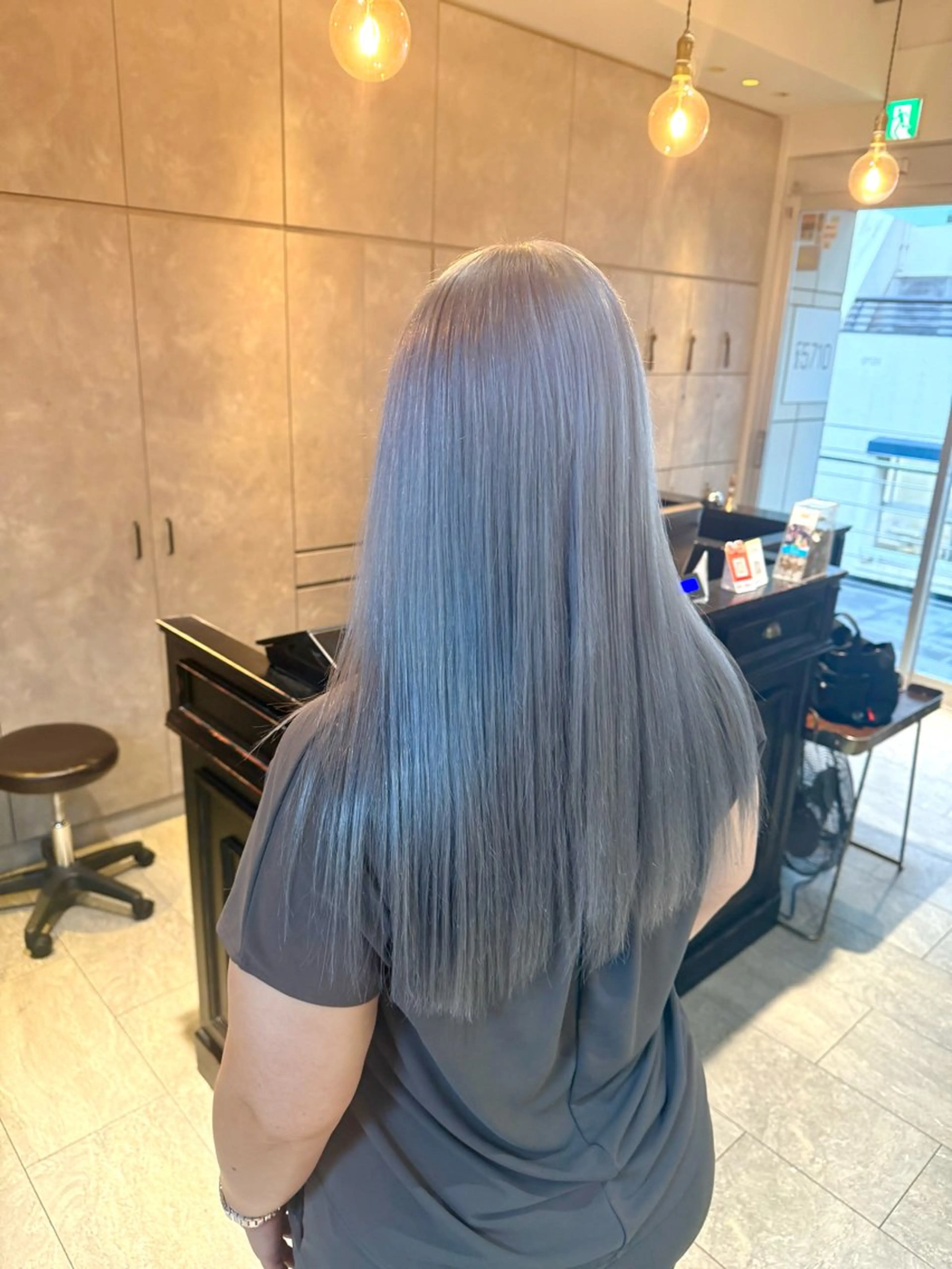 ロング カラー ヘアカラー トリートメント ヘアセット 🌈インナーカラー ‘ショウマ’🌈のヘアスタイル