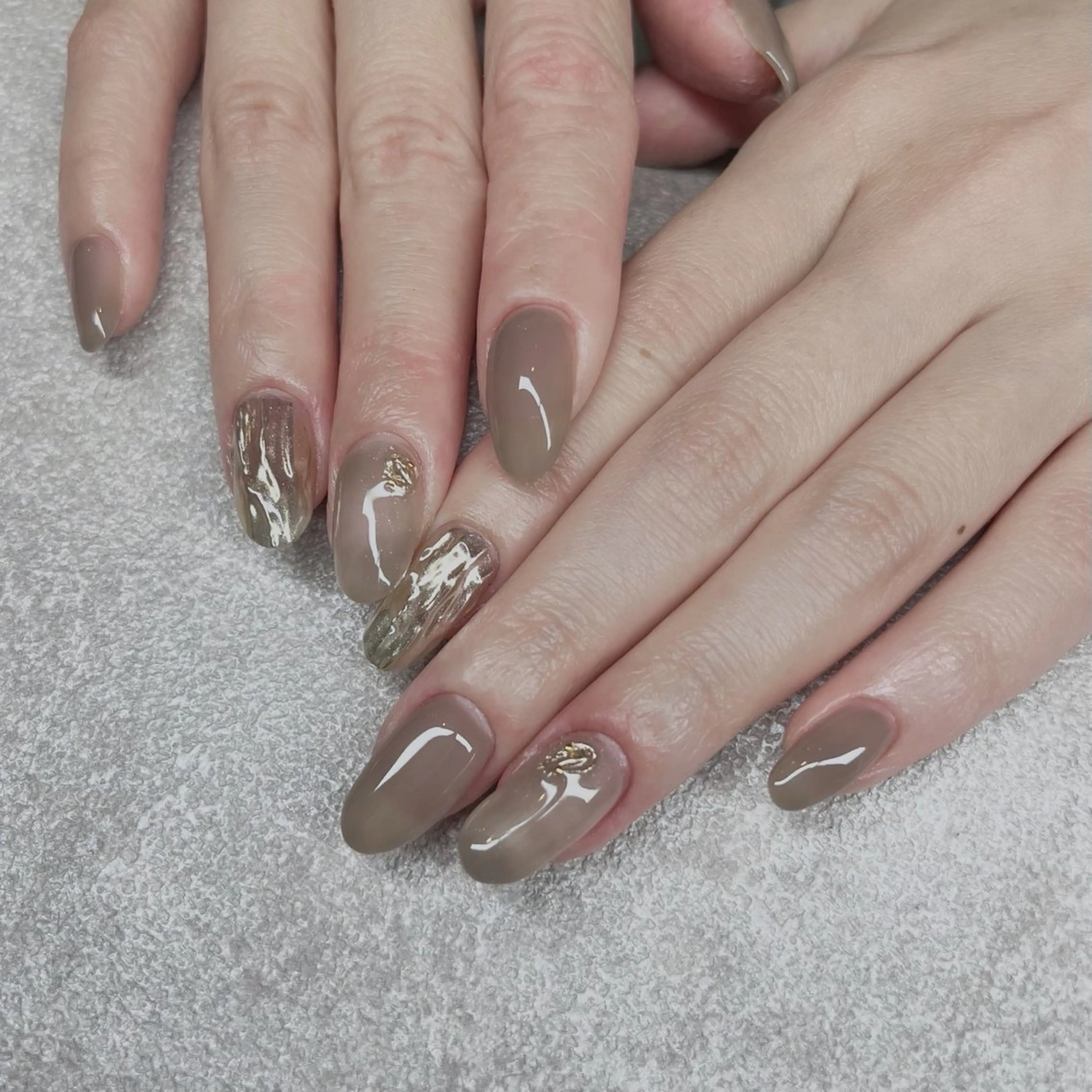 ネイル ニュアンスネイル ハンドネイル MORE-NAIL所属・Miki. MORE -NAILのネイルデザイン