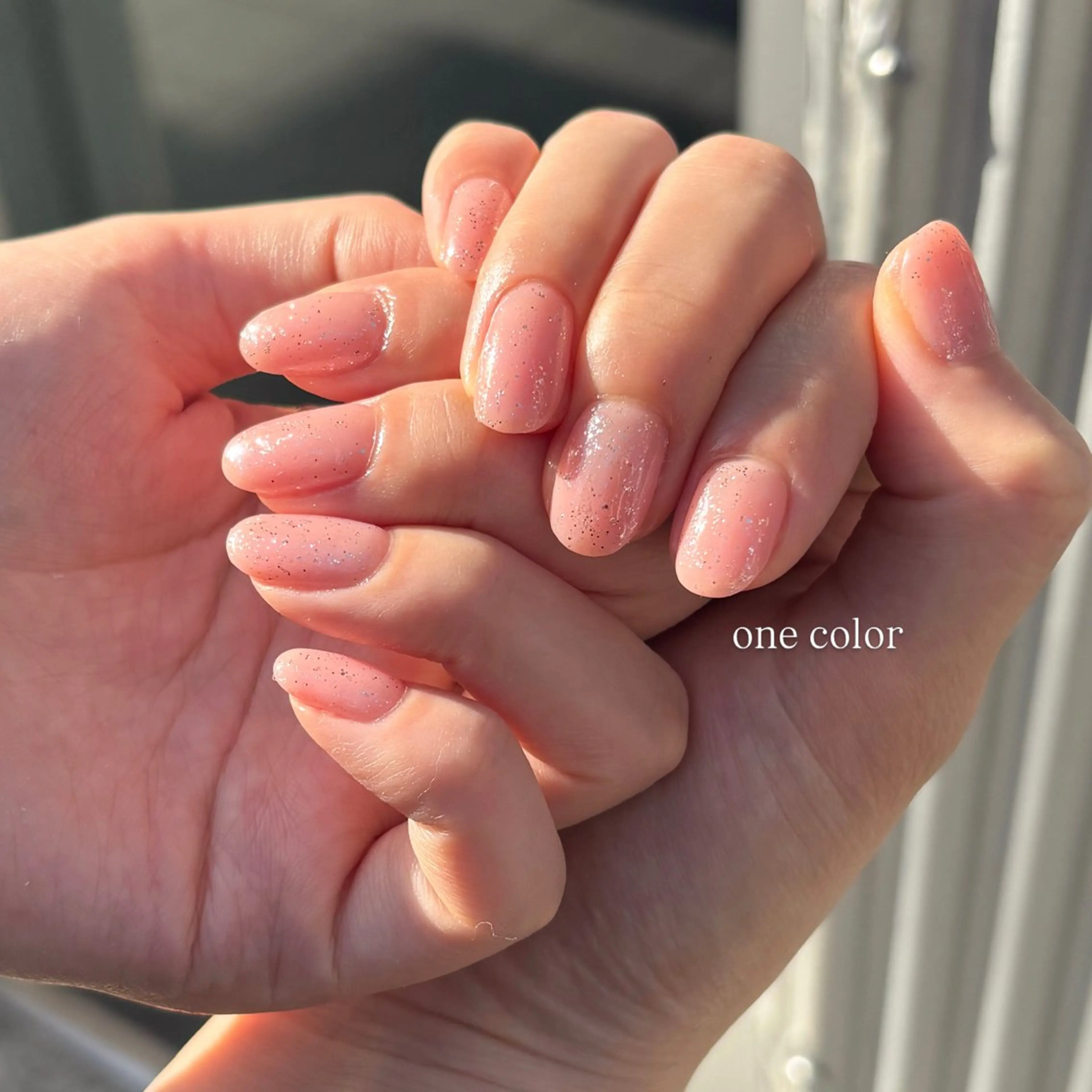 ネイル ラメ(グリッター) ピンク ピンクベージュ ハンドネイル IZUMIꕤnail 堺筋本町｜心斎橋のネイルデザイン