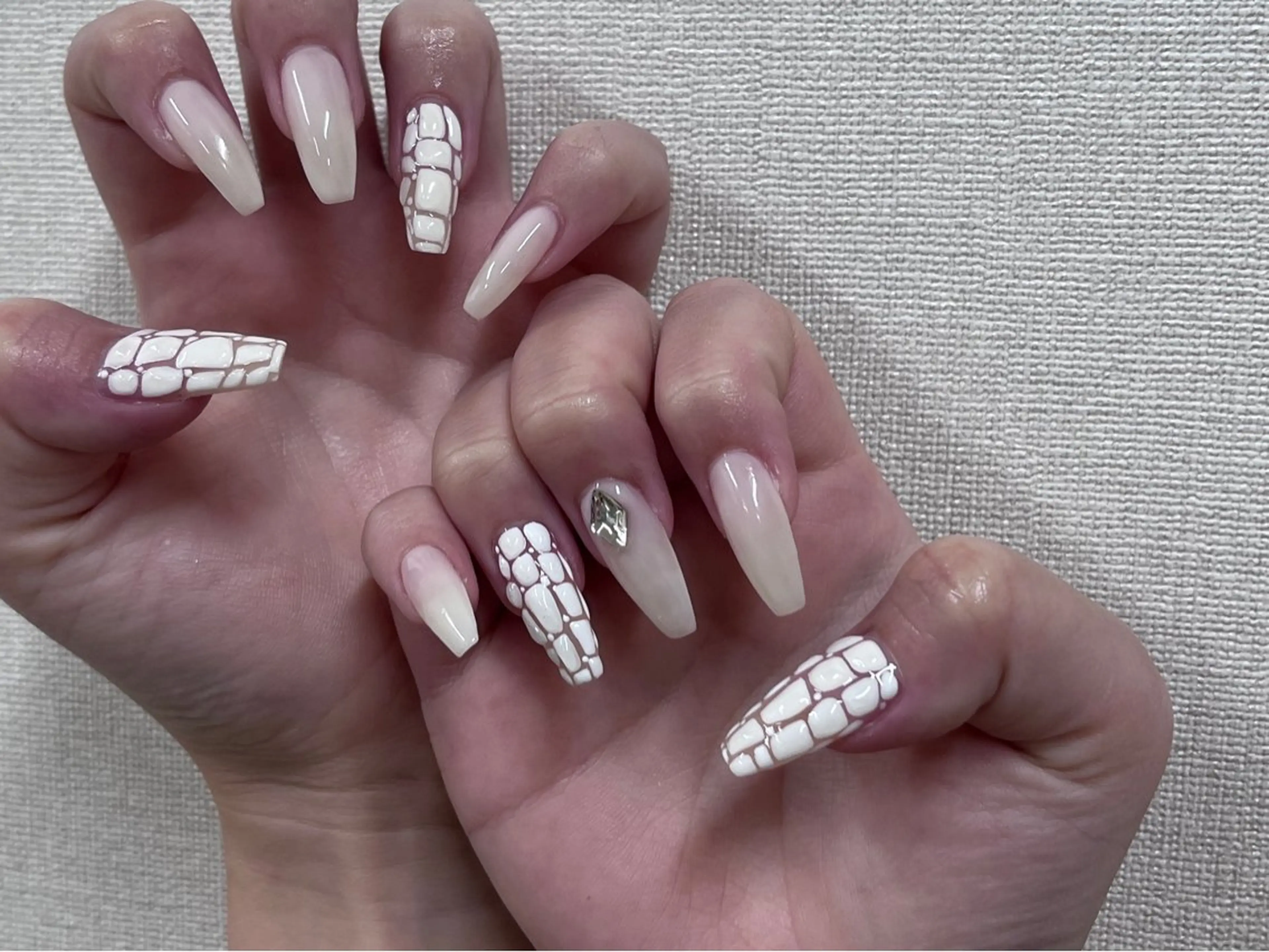 ネイル ハンドネイル ToliyDeliy akemiのネイルデザイン