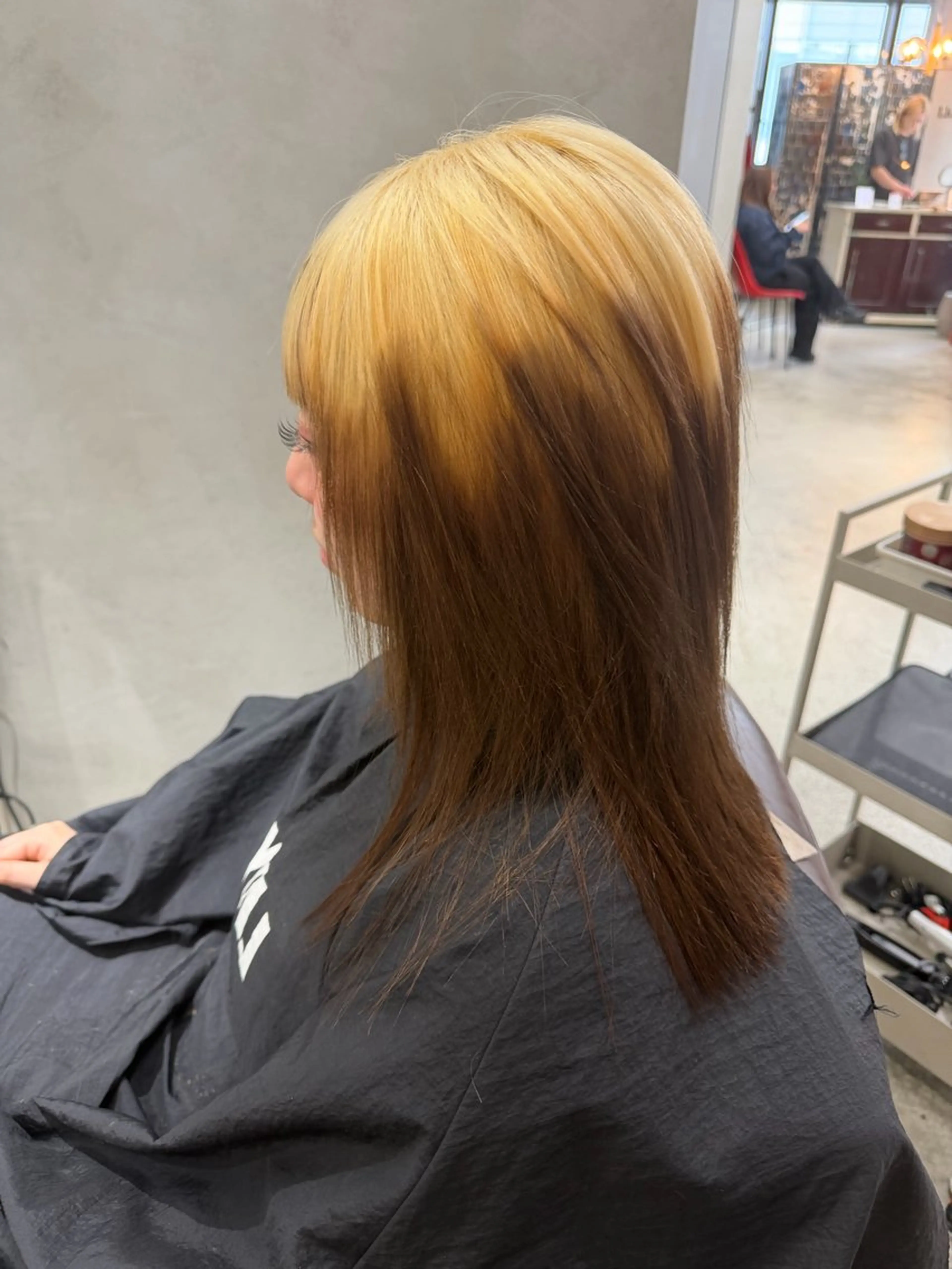 セミロング カラー ヘアアレンジ カット ヘアカラー 高島 凜のヘアスタイル