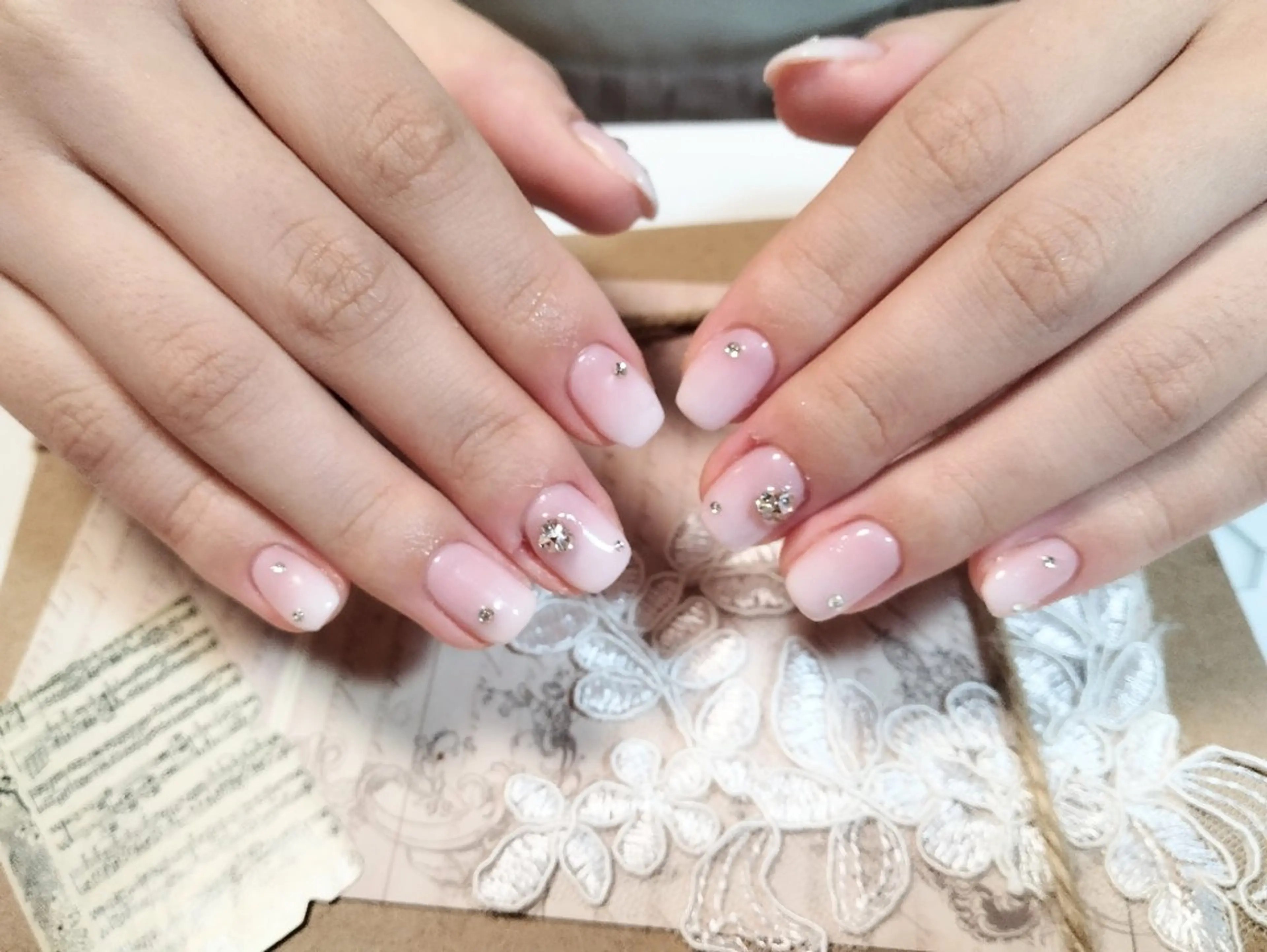 ネイル ハンドネイル ハンドケア ＤI'A ネイルサロンのネイルデザイン