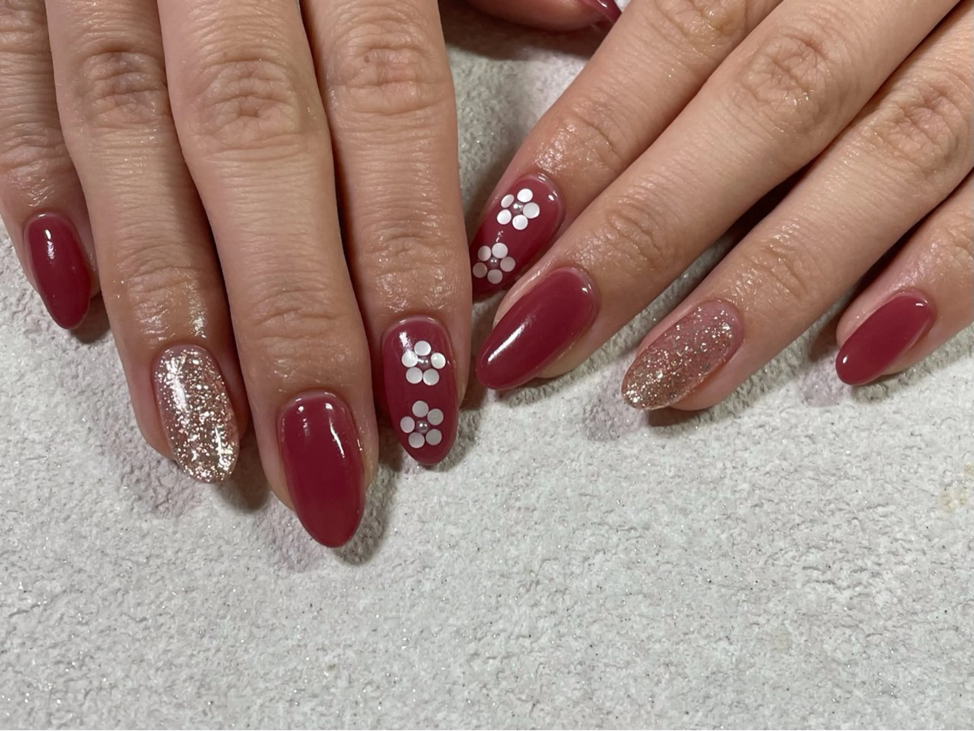 ネイル オーロラネイル フットネイル フレンチネイル ジェルネイル 韓国ネイル ハンドネイル kiki nail &brow二子玉川の眉毛・アイブロウイメージ