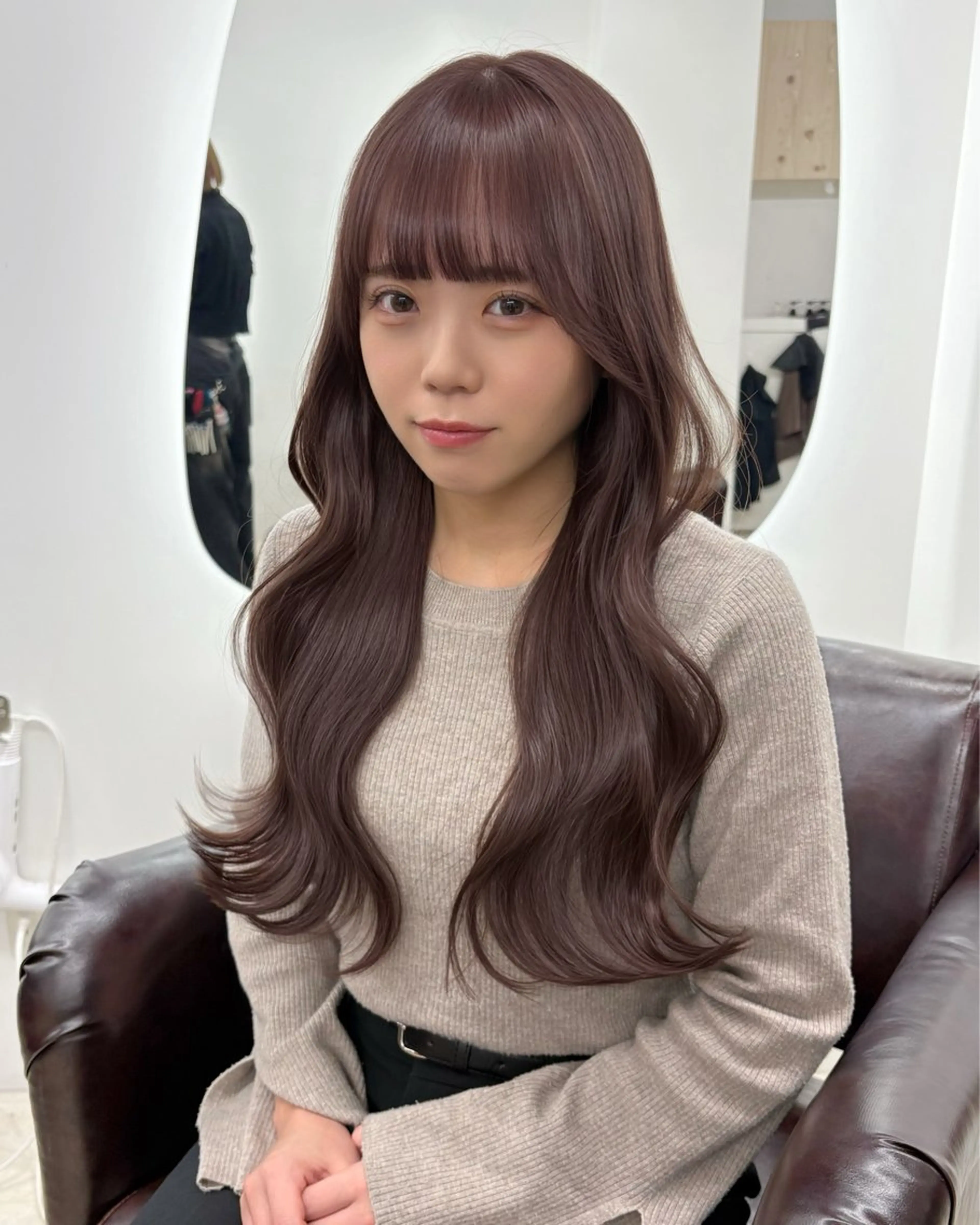 ロング カラー カット ヘアカラー トリートメント ヘアセット 新宿/韓国ヘア/ 髪質改善ストレートのヘアスタイル